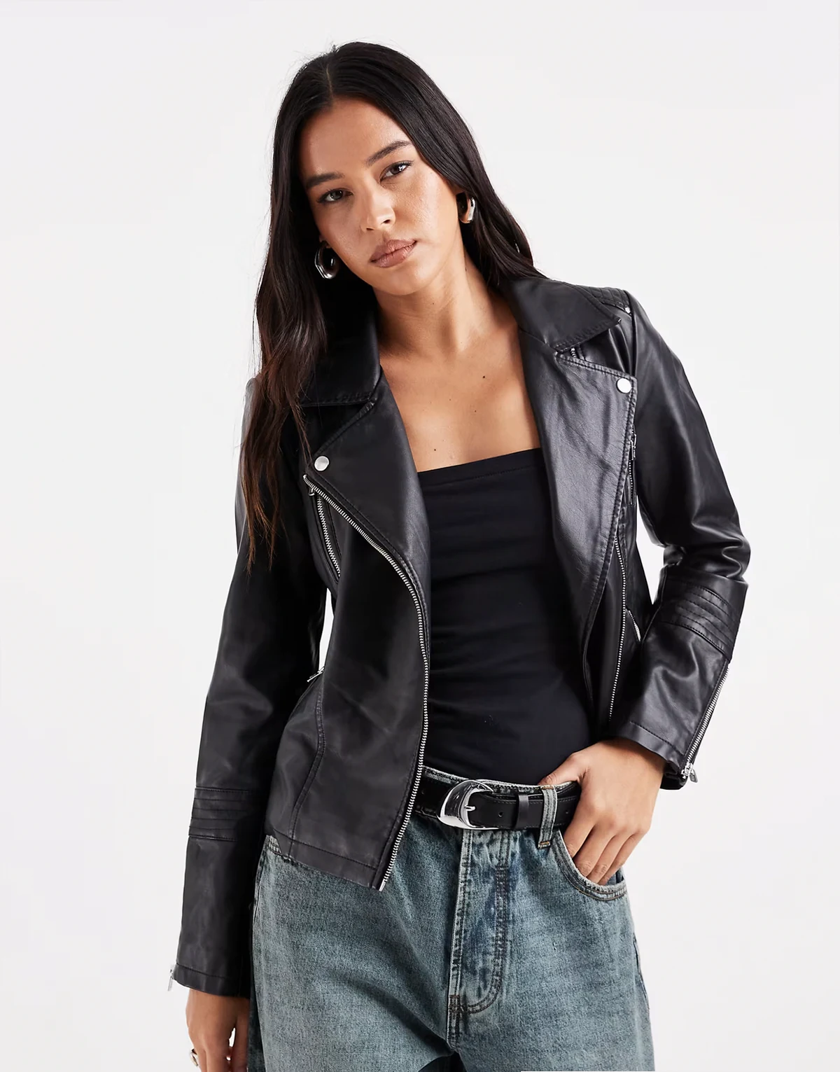 – Bikerjacke aus Kunstleder in Schwarz