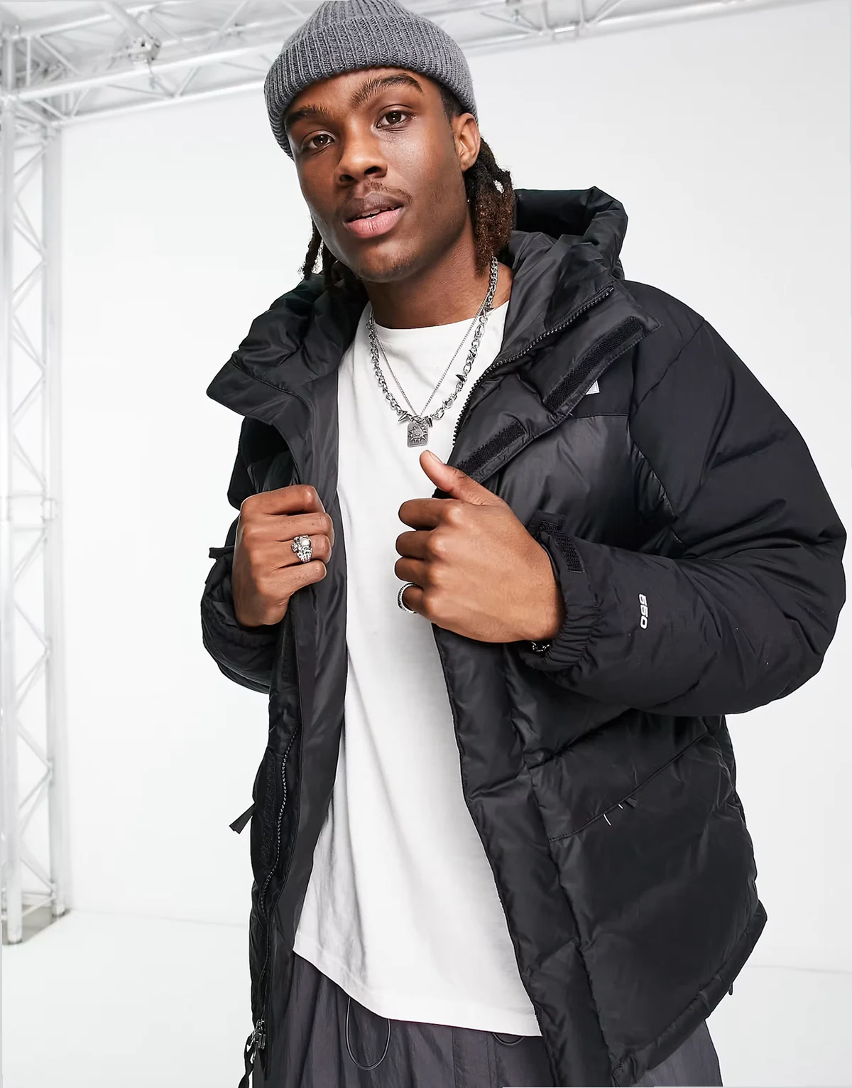 Himalayan insulated down jacket in black