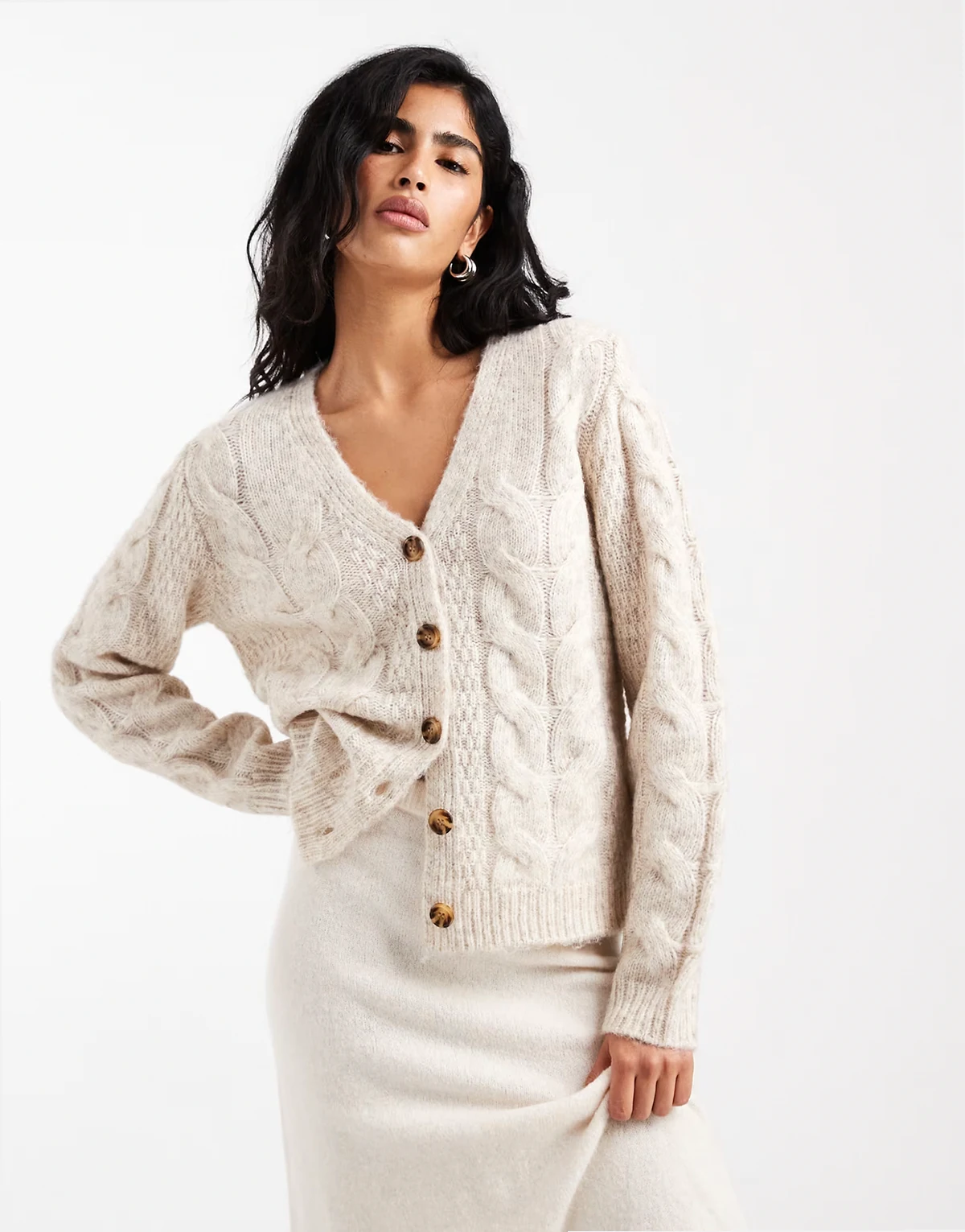 v-neck cable knit cardigan in cream