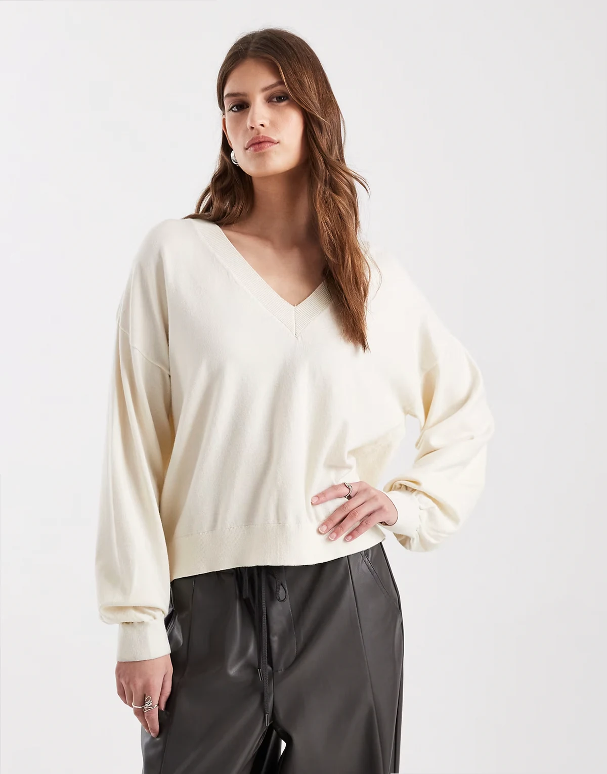 knit supersoft v neck sweater in ecru
