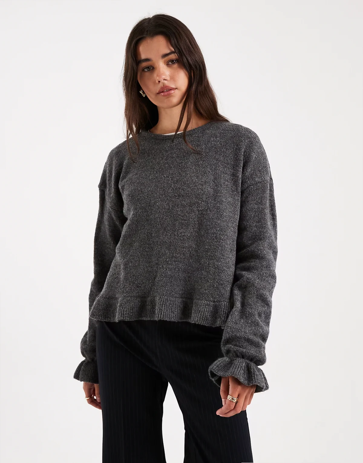 knit ruffle hem sweater in gray