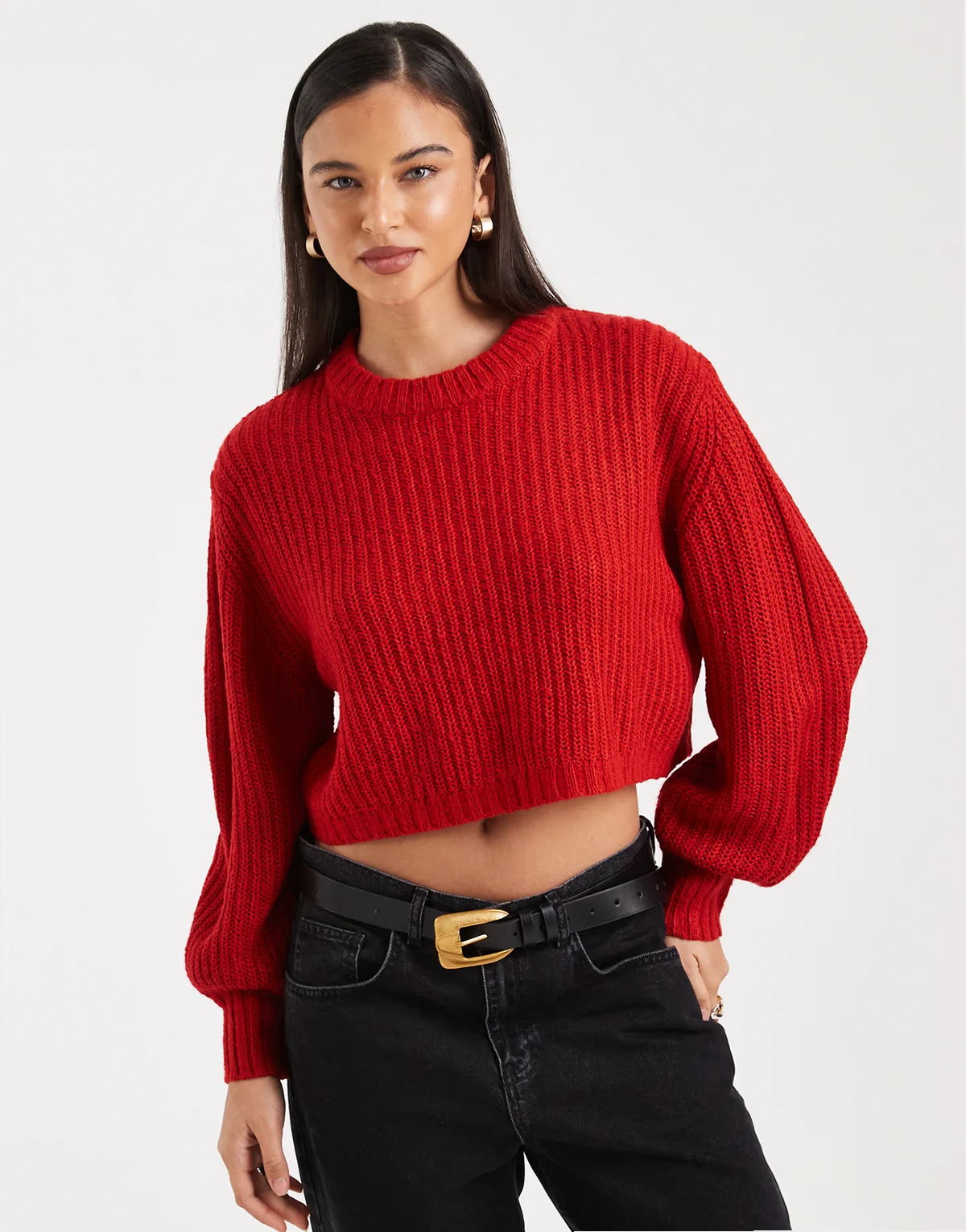 cropped rib knit crew neck sweater in red