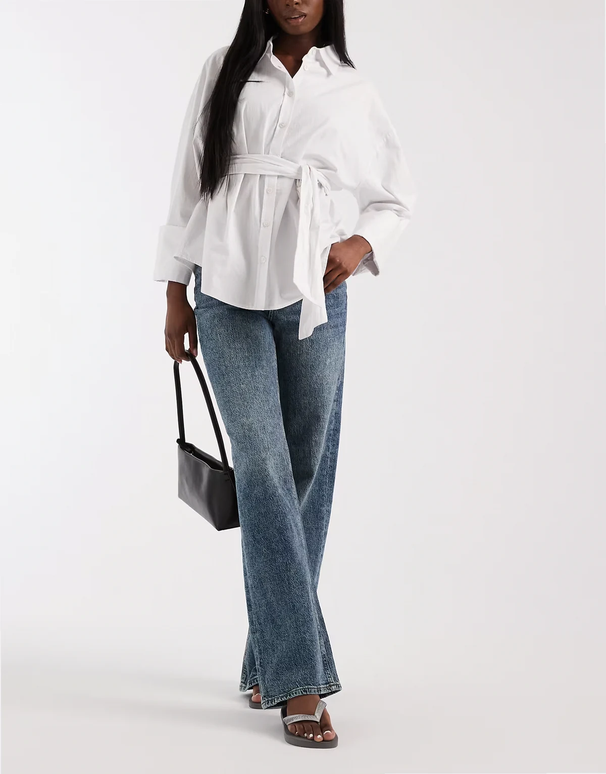– Tessa – Jeans in mittelblauer Rinse-Waschung mit hohem Bund und weitem Bein