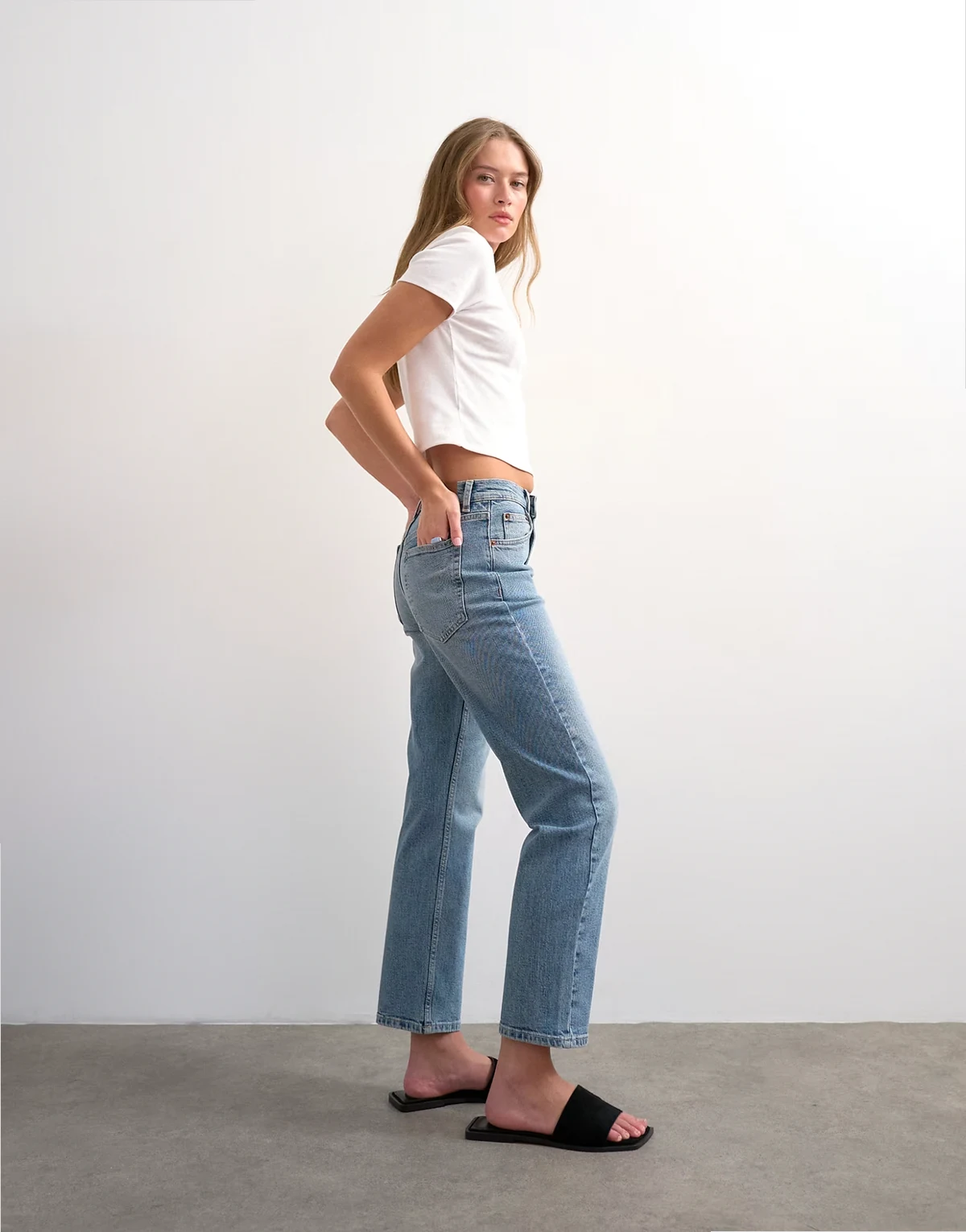 – Orson – Comfort Straight Jeans in Bleich-Waschung mit mittelhohem Bund