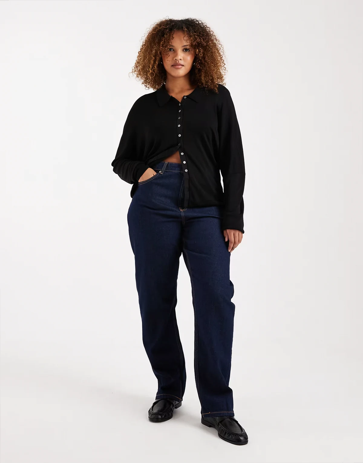 ASOS DESIGN Curve – Ciemnoniebieskie, dopasowane jeansy z wysokim stanem i prostymi nogawkami