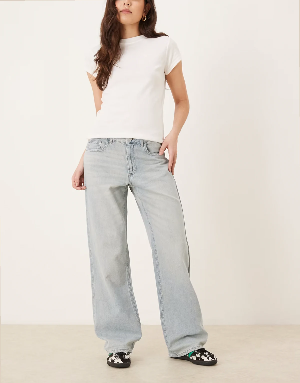 Palma low waist wide leg jeans in light blue denim