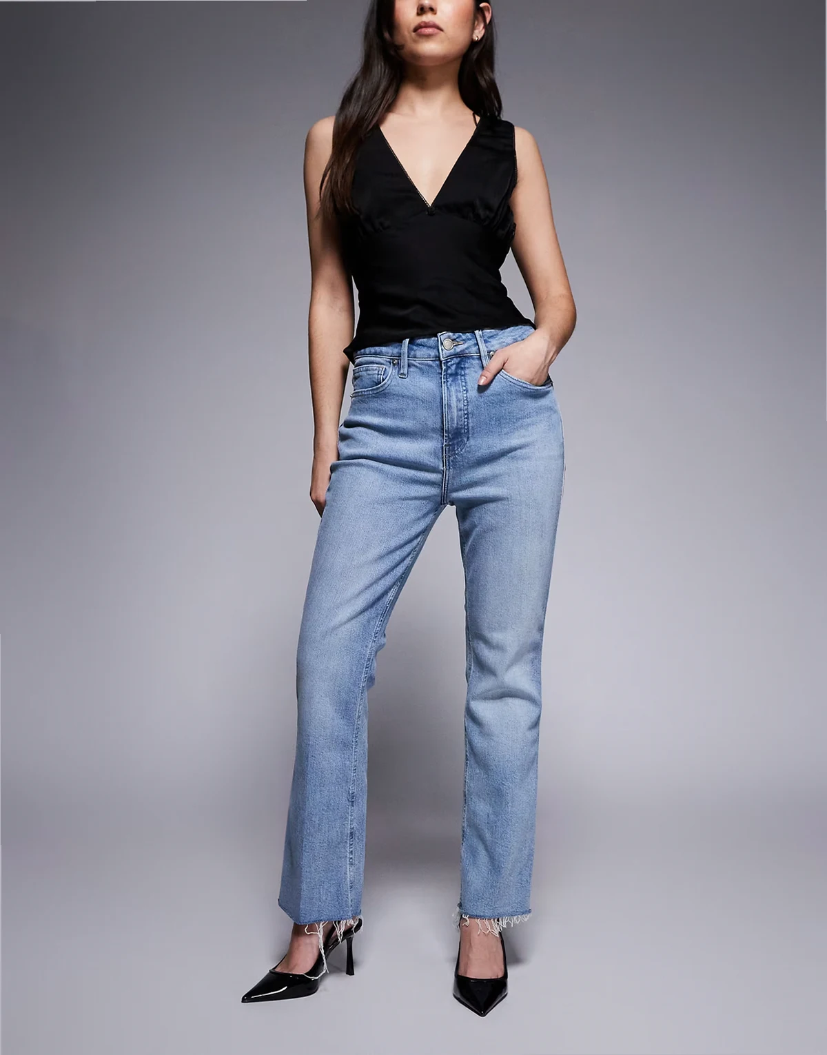 – Good Kick – Schlagjeans in hellblauer Waschung