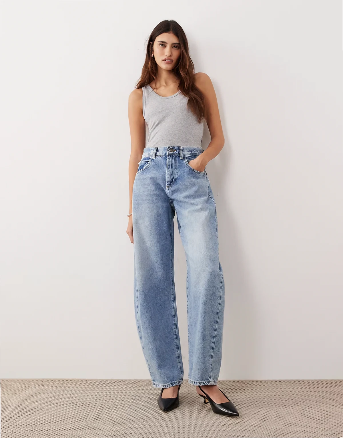 Tova tapered curved leg jeans with cuffed hem in light wash