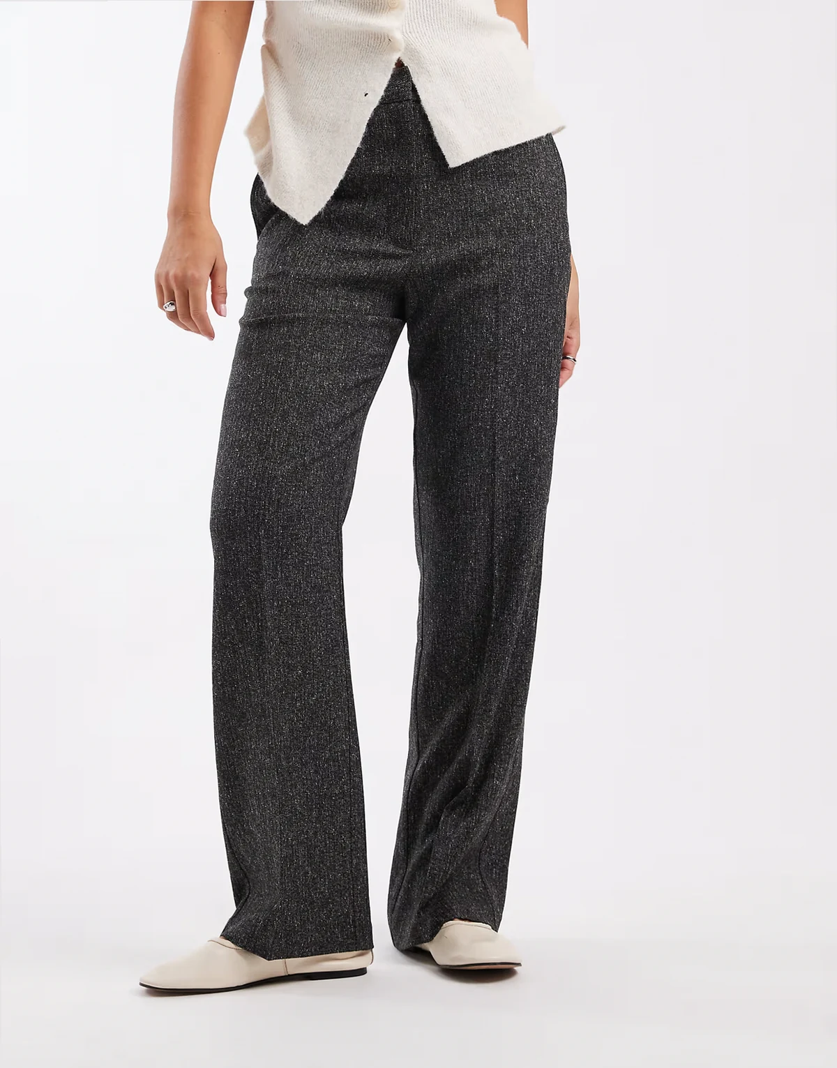 – Elegante, gerade geschnittene Slim-Fit-Hose in Schwarz-Weiß mit Salz- und Pfeffermuster
