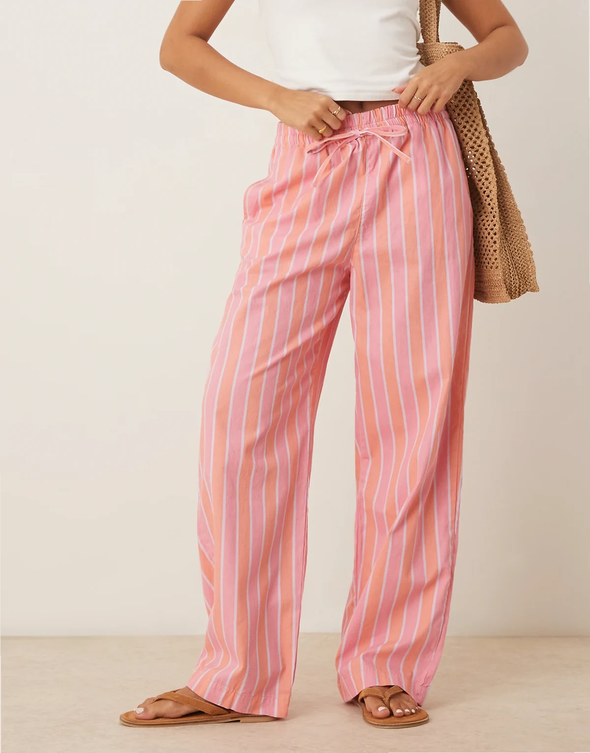 – Hose in Rosa mit Streifen