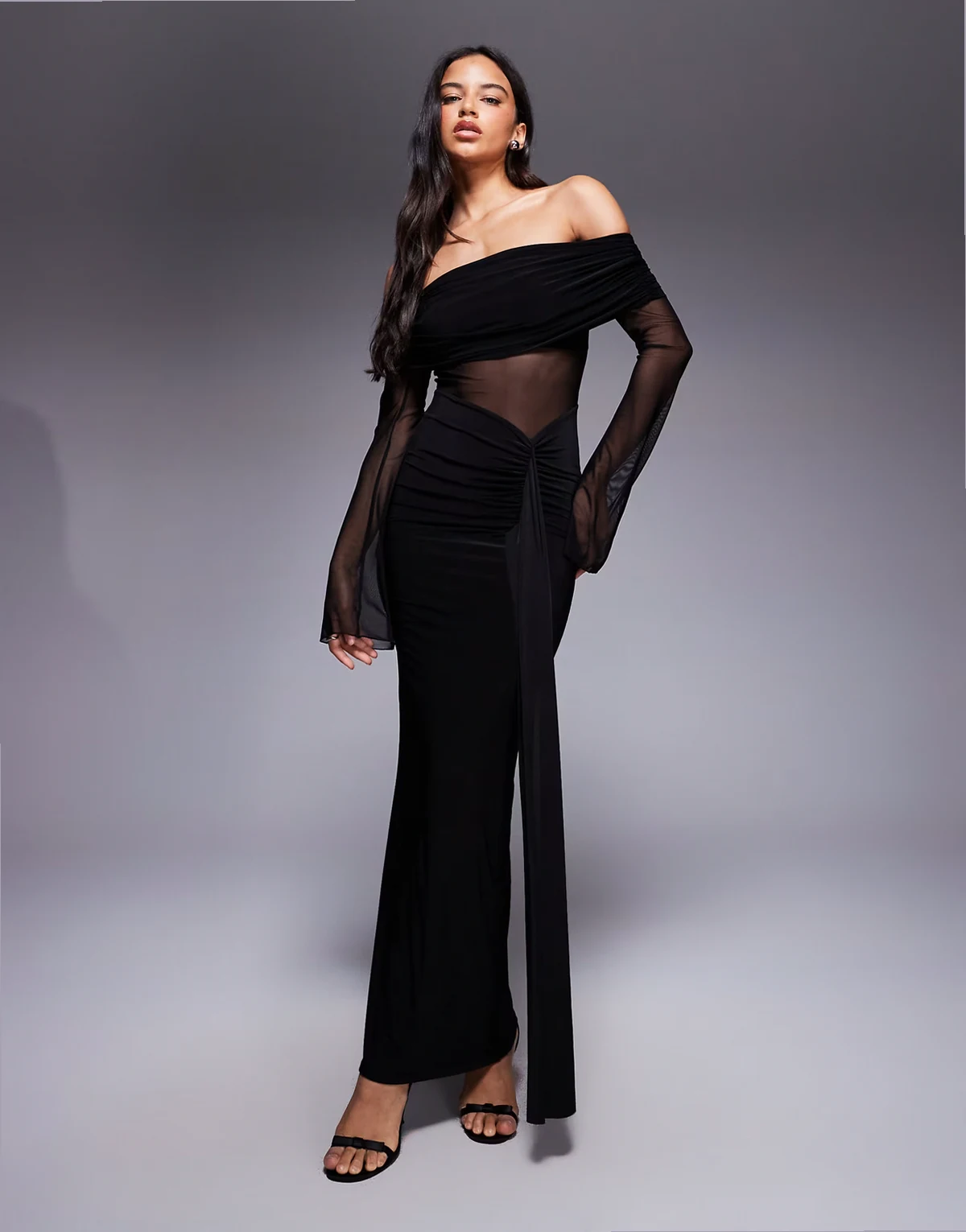 Exclusive – Czarna, dwuwarstwowa, przylegająca sukienka maxi z wywijanym dekoltem bardot, prześwitującą wstawką i marszczeniem na spódnicy