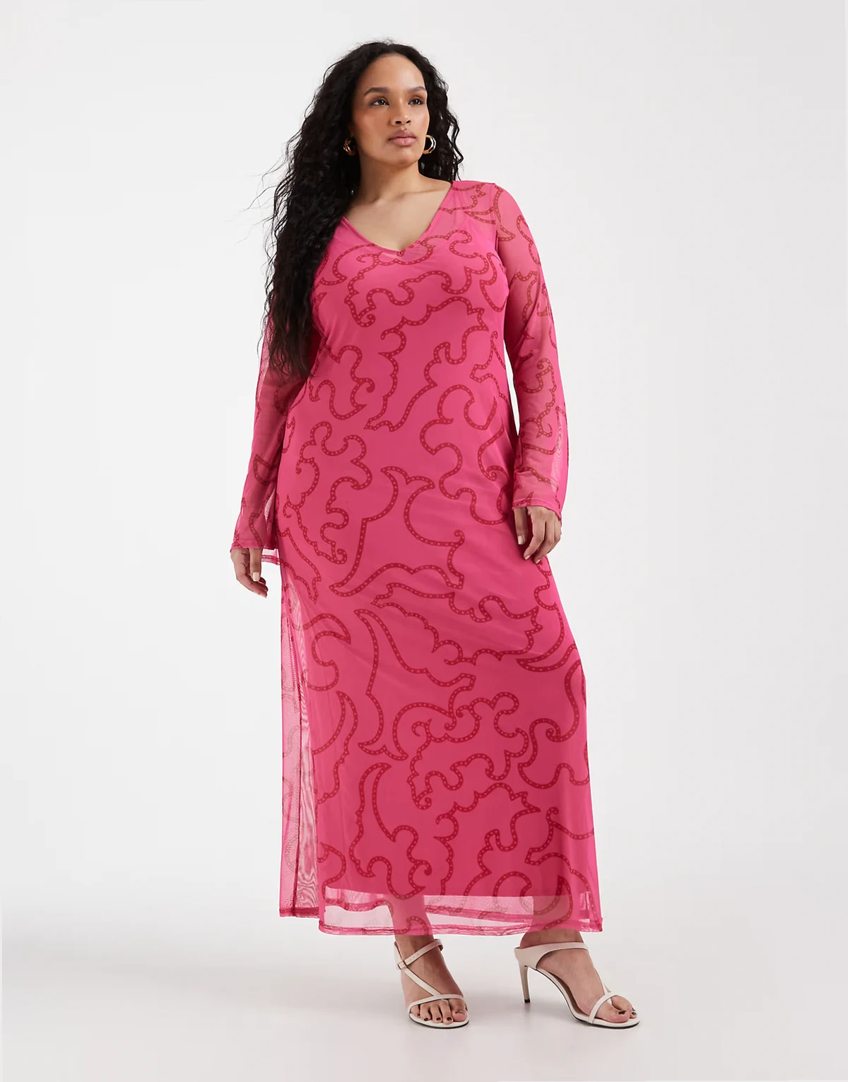 Never Fully Dressed Curve – Netzstoff-Maxikleid in Rosa mit Paisley-Muster