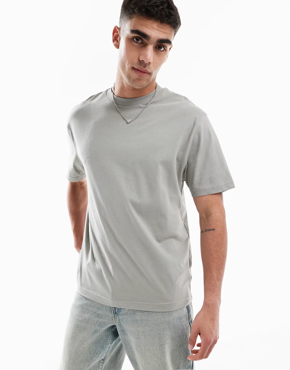 – Basic-T-Shirt mit Relaxed Fit in Khaki