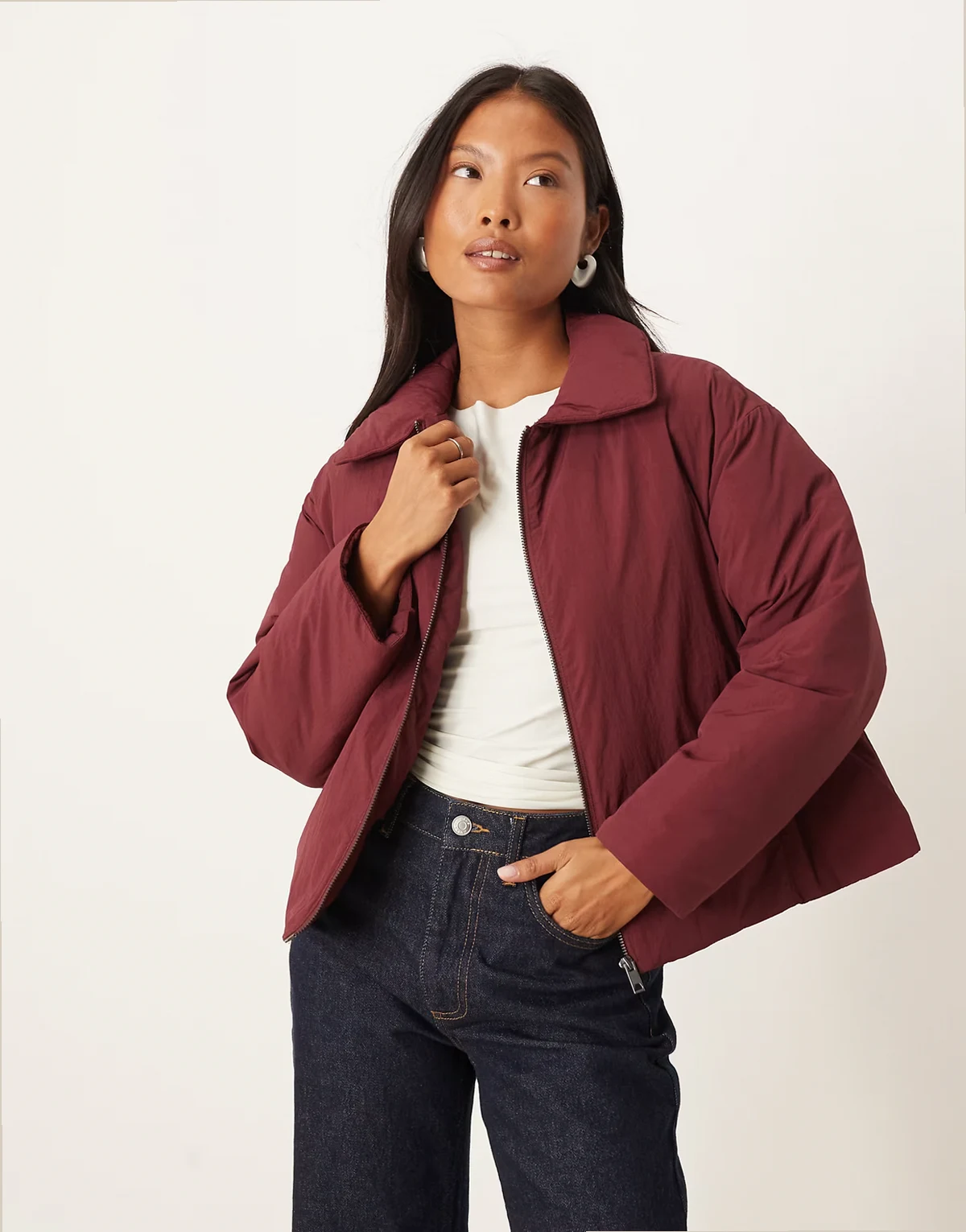 ASOS DESIGN Petite – Ocieplana bordowa kurtka z kołnierzem