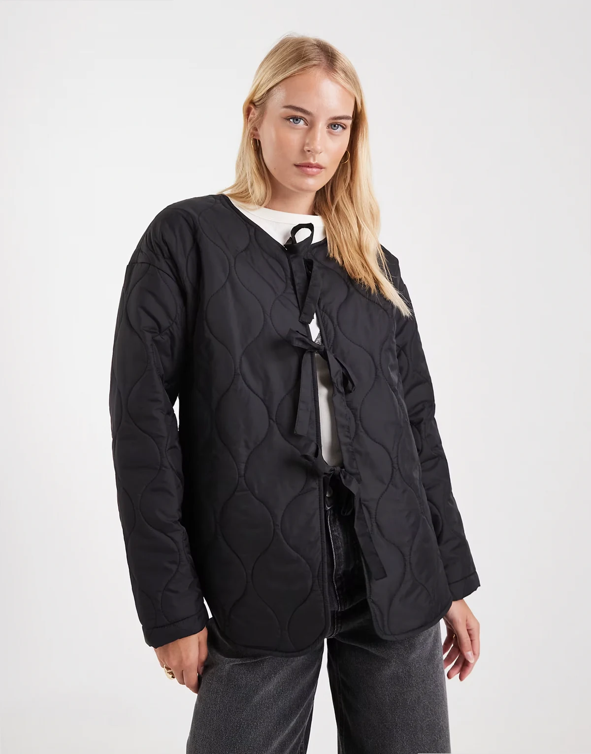tie front quilted jacket in black