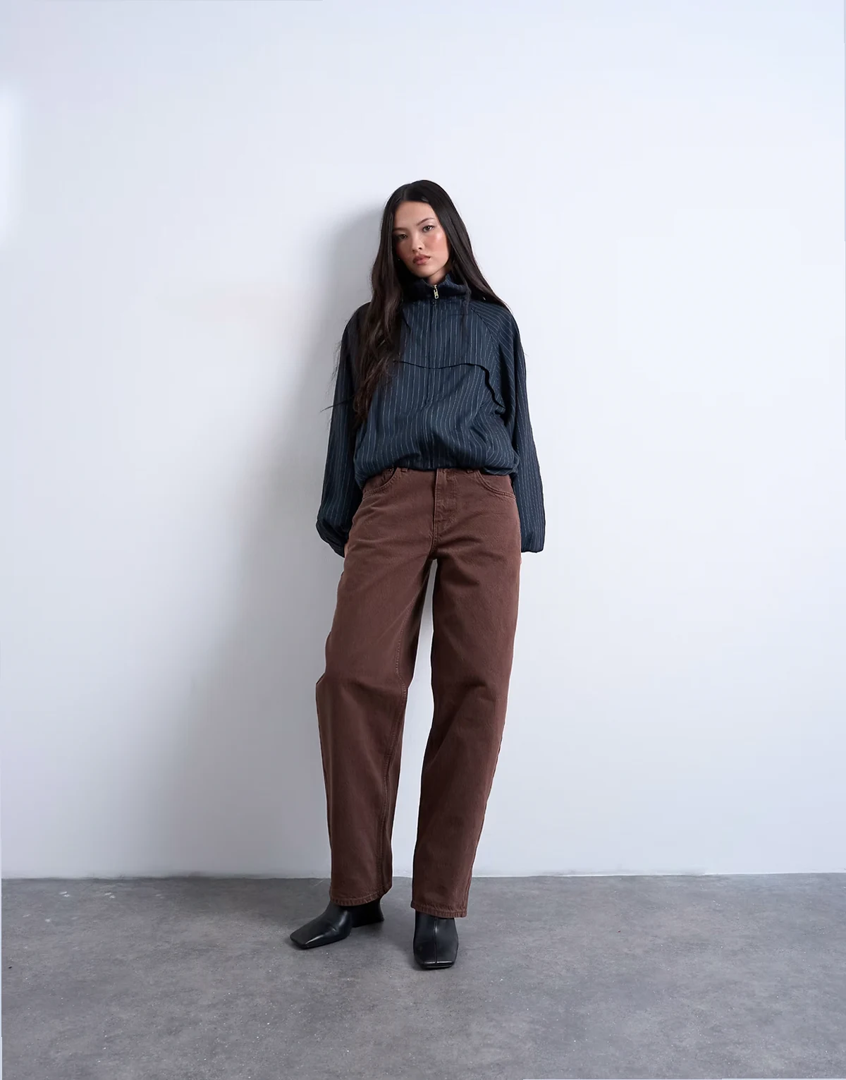 – Lowrie – Baggy-Jeans in Schokobraun mit niedrigem Bund