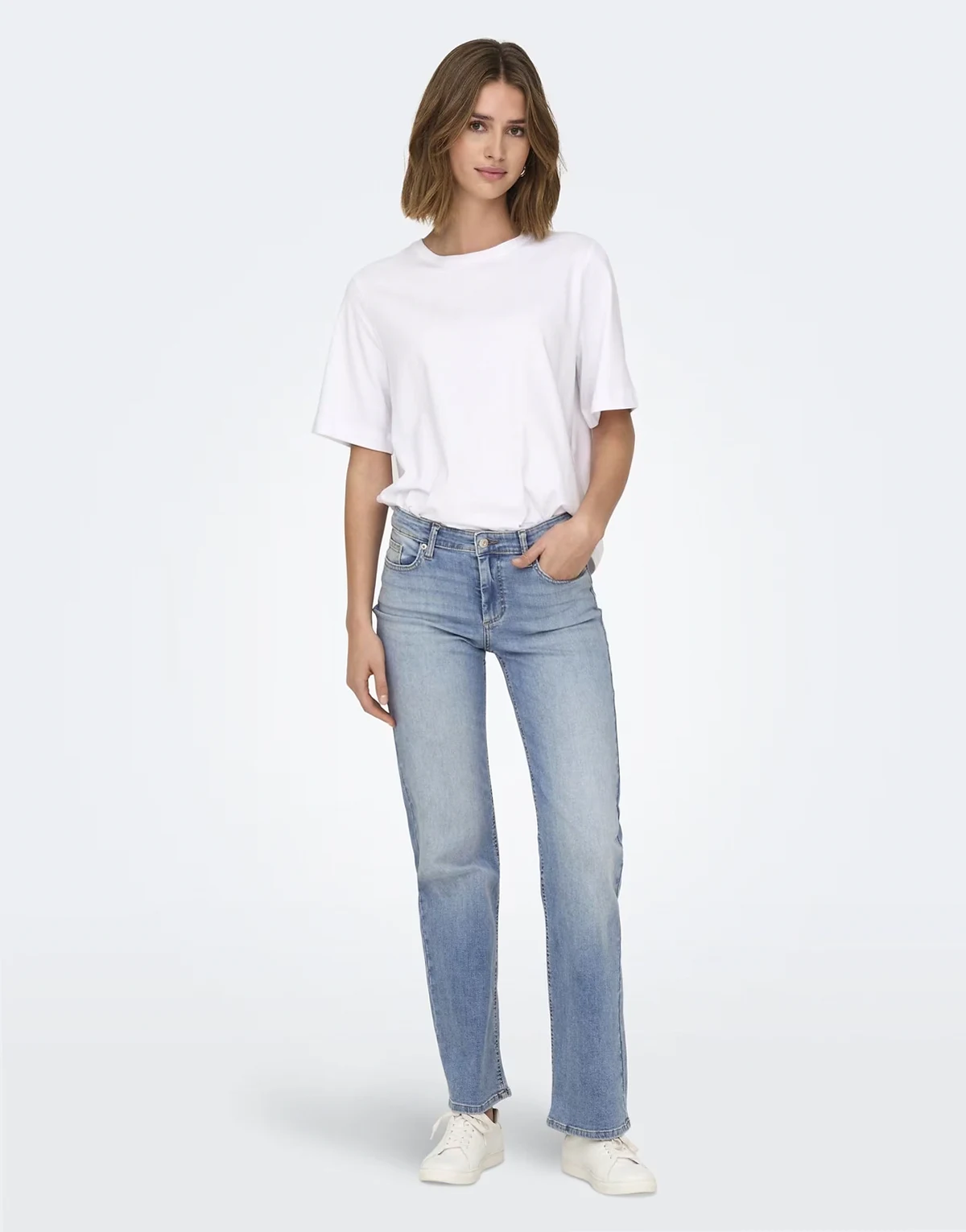 – Blush – Gerade geschnittene Jeans aus Denim in Hellblau mit mittelhohem Bund
