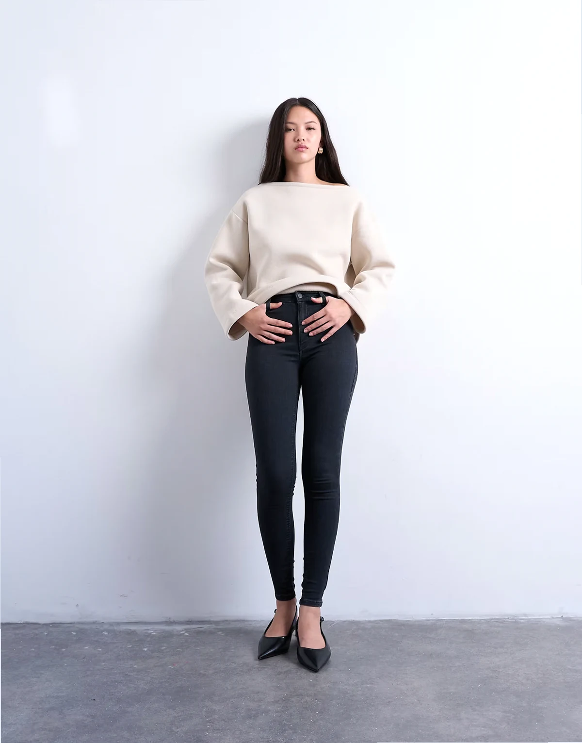 – Joni – Skinny-Jeans in verwaschenem Schwarz mit hohem Bund