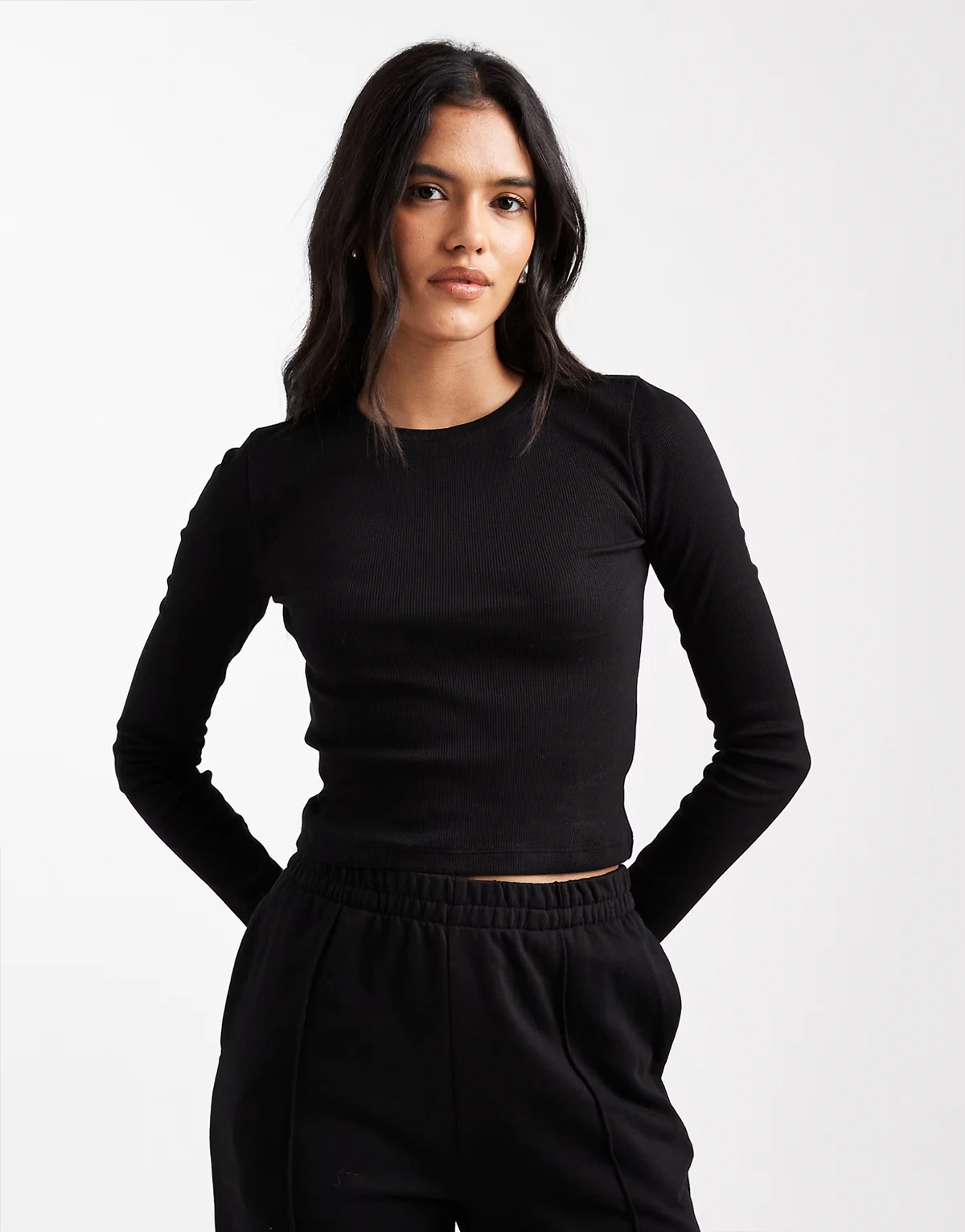 – Langärmliges Shirt aus Baumwolle in Schwarz