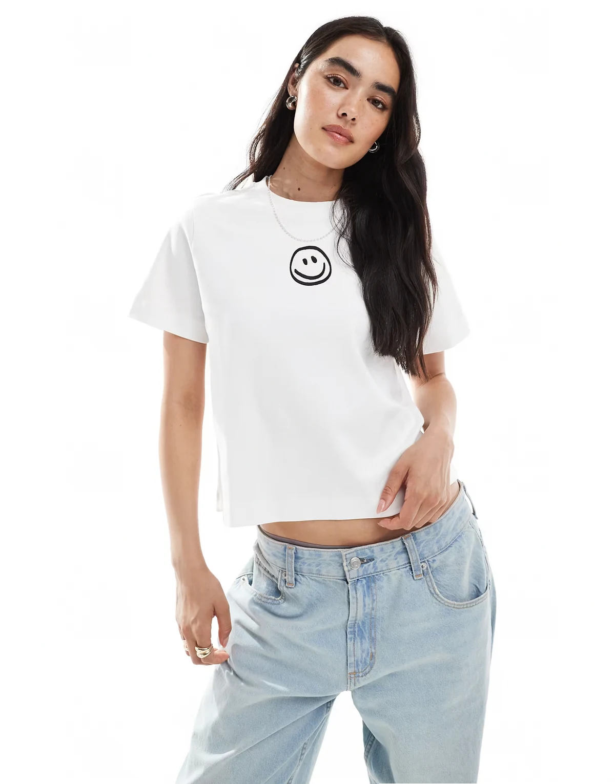 – Kastiges T-Shirt in Weiß mit Smiley-Print