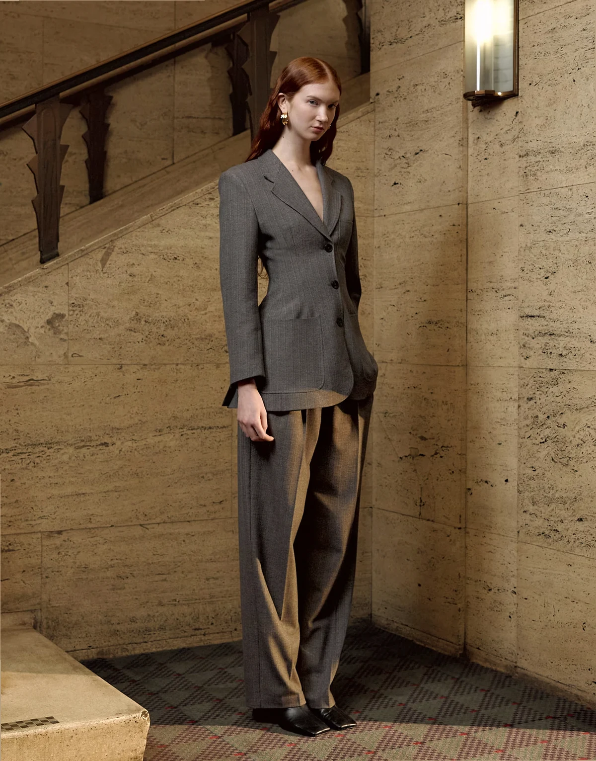 Tolu Coker x Topshop – Szarobrązowe dopasowane spodnie