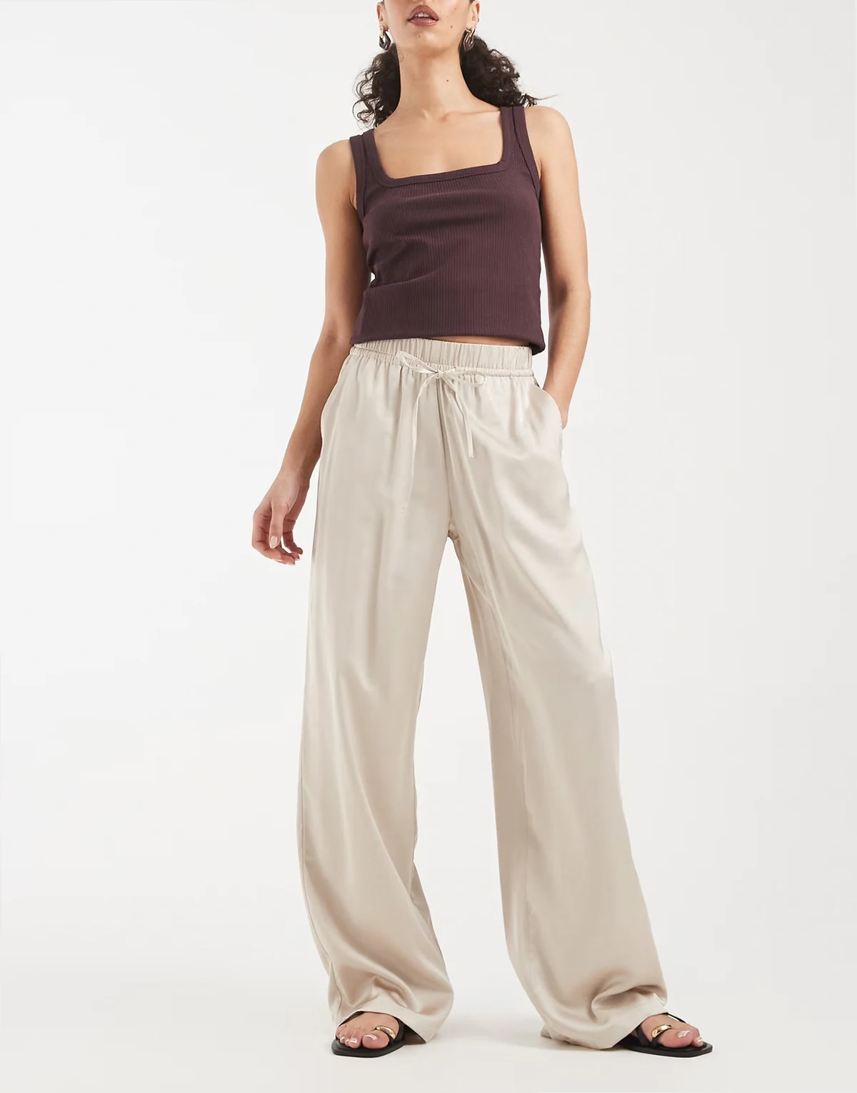 Tall – Spodnie z szerokimi nogawkami z imitacji satyny w kolorze szampana