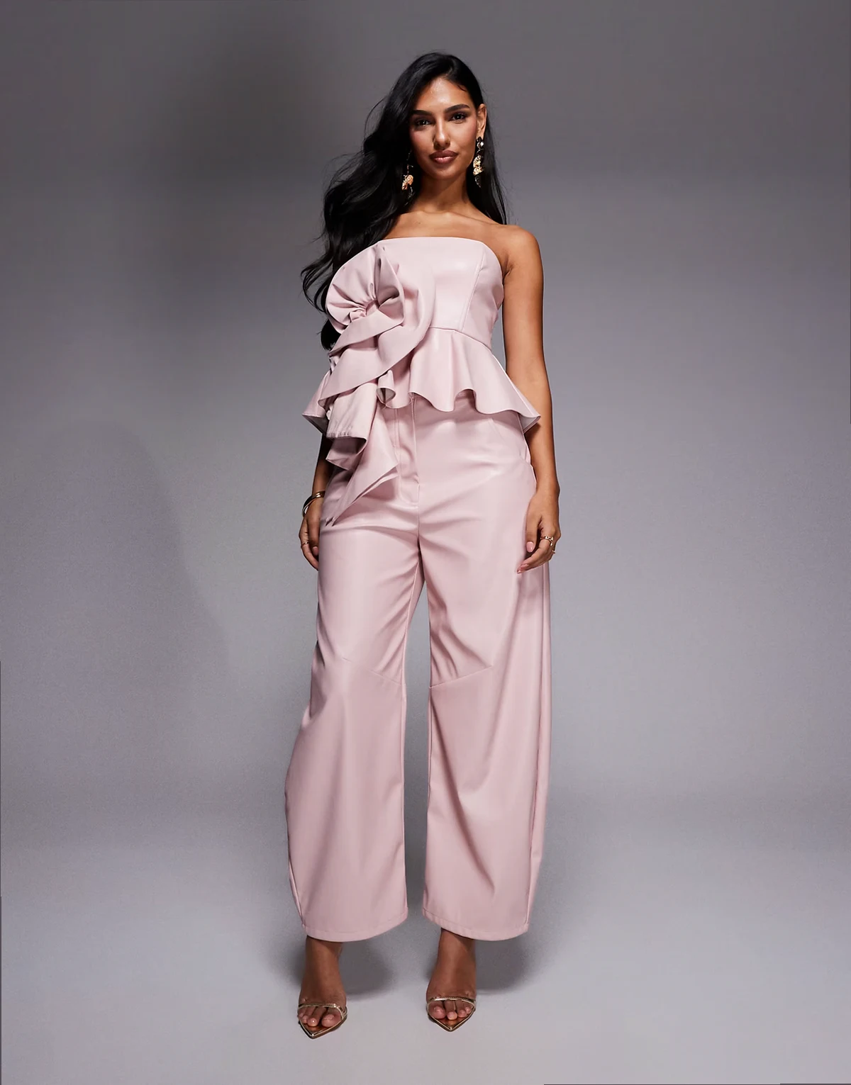 PU barrel pants with ruffle in pink - part of a set