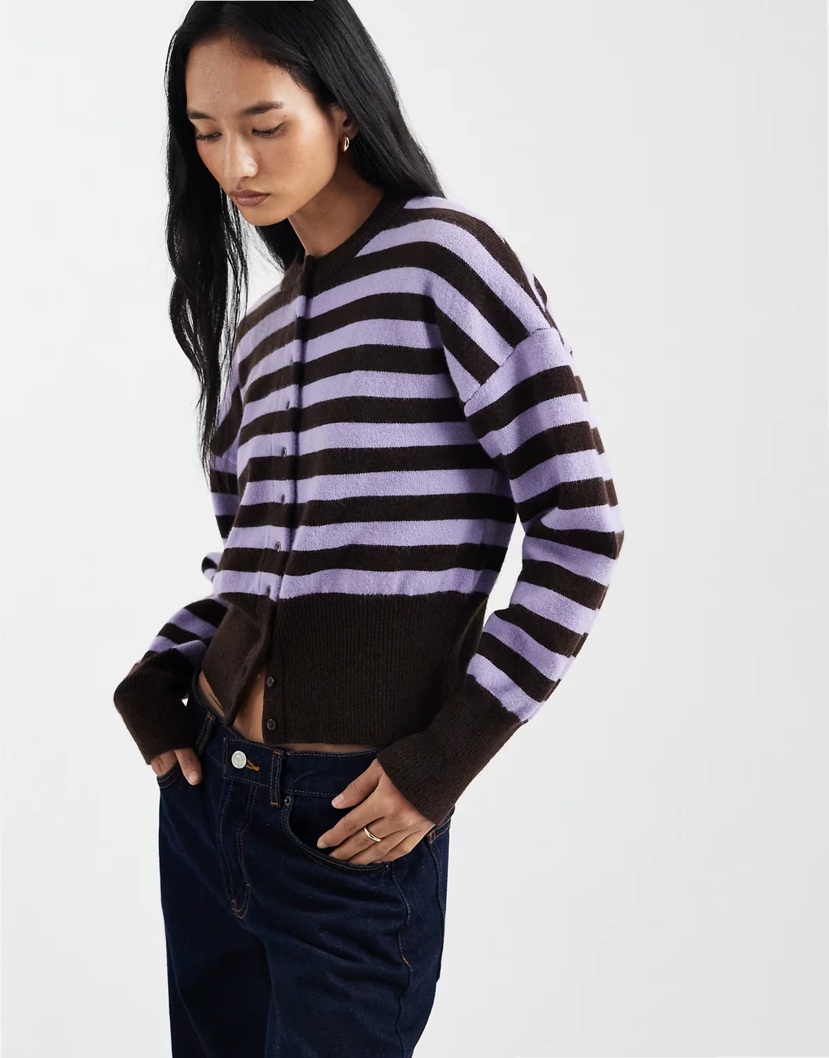 – Kardigan w liliowo-brązowe paski z dopasowaną talią