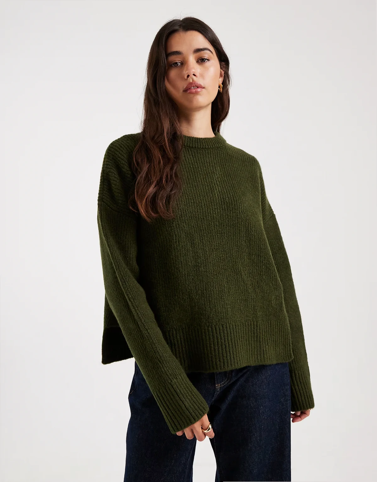 knit crew neck sweater with step hem in khaki