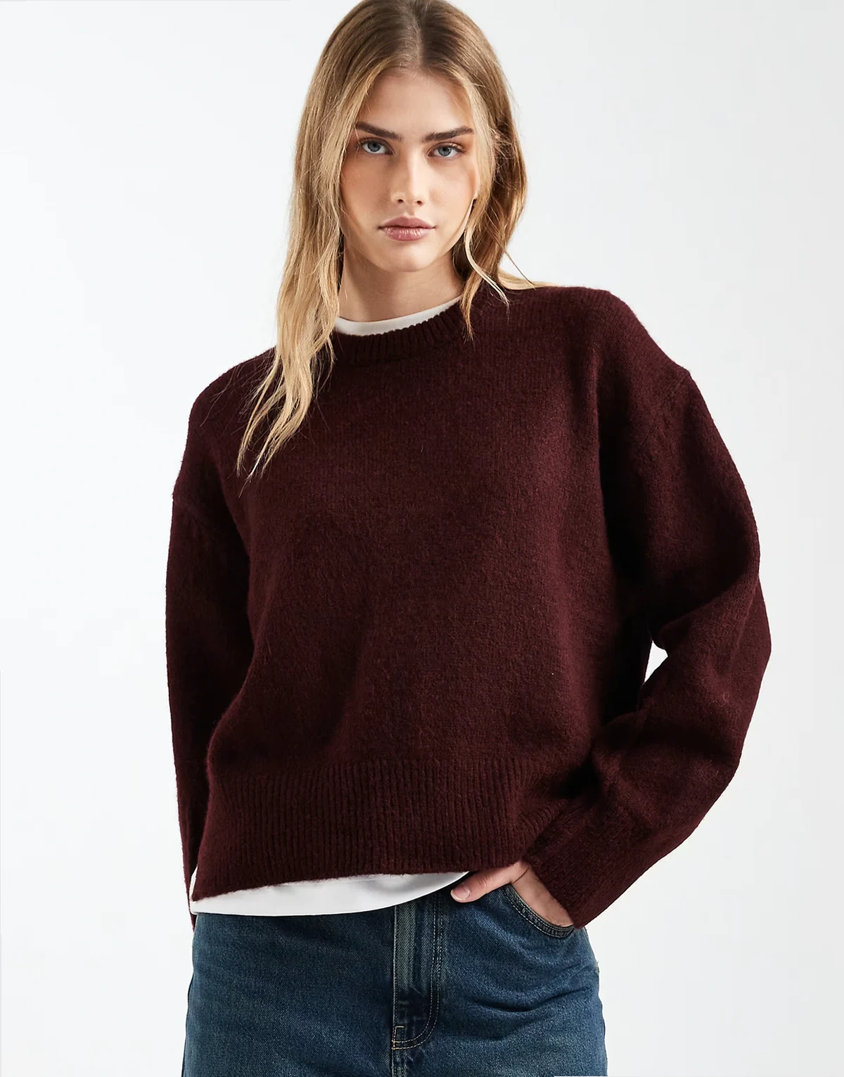 boxy crew neck sweater with side split detail in plum