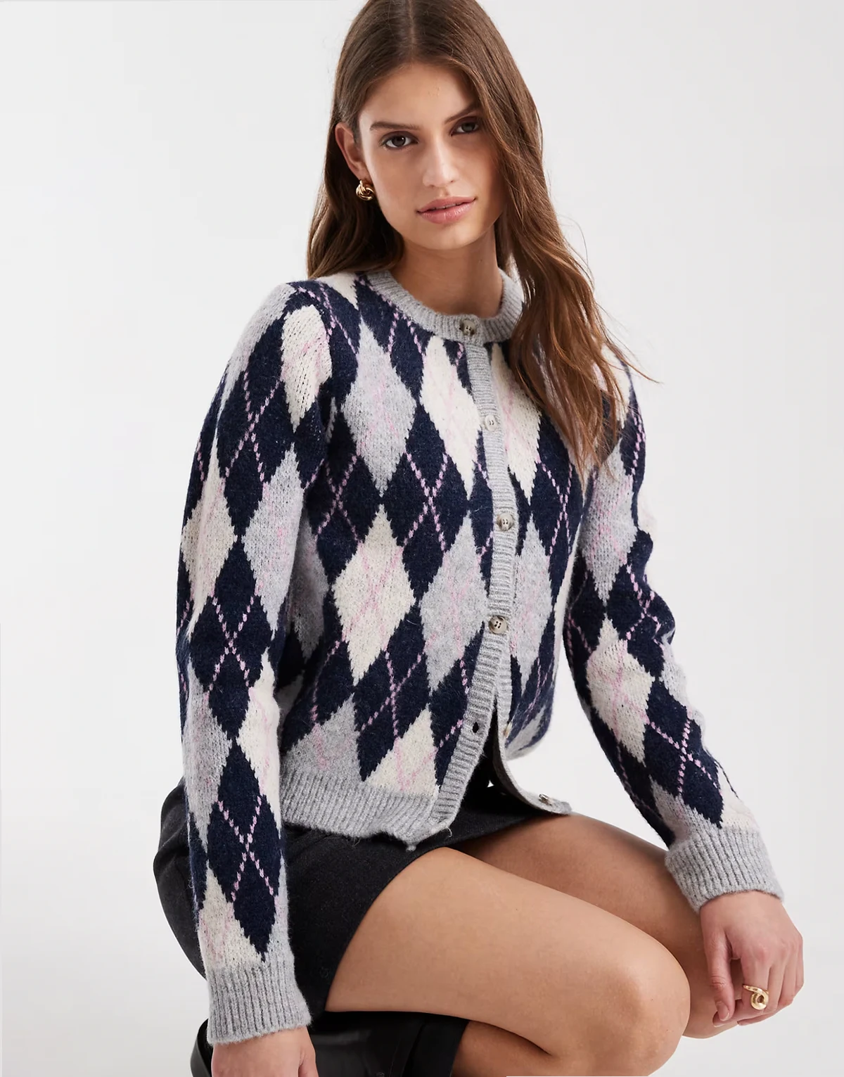 argyle crew neck cardigan in navy