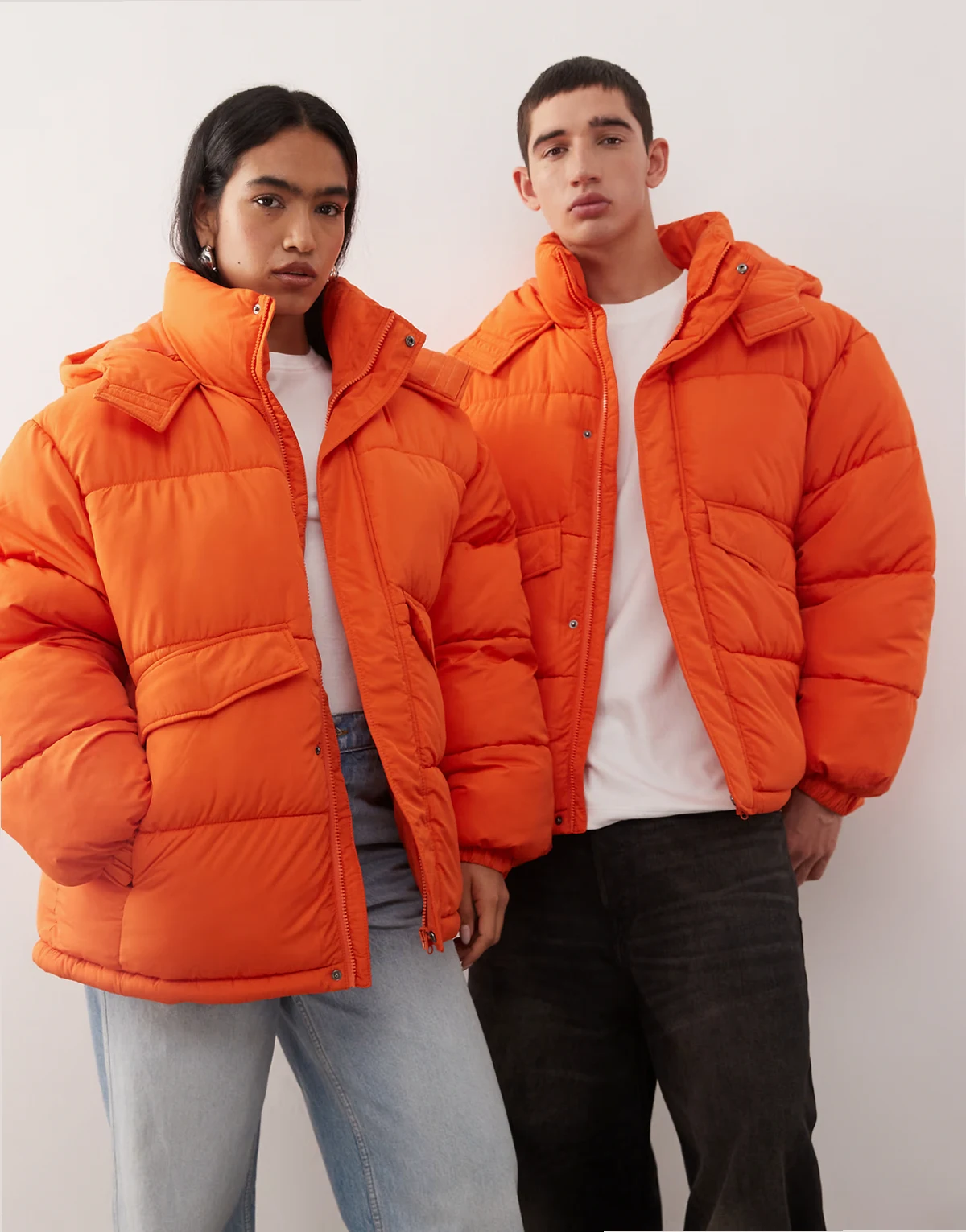 Unisex – Steppjacke in Orange mit Kapuze