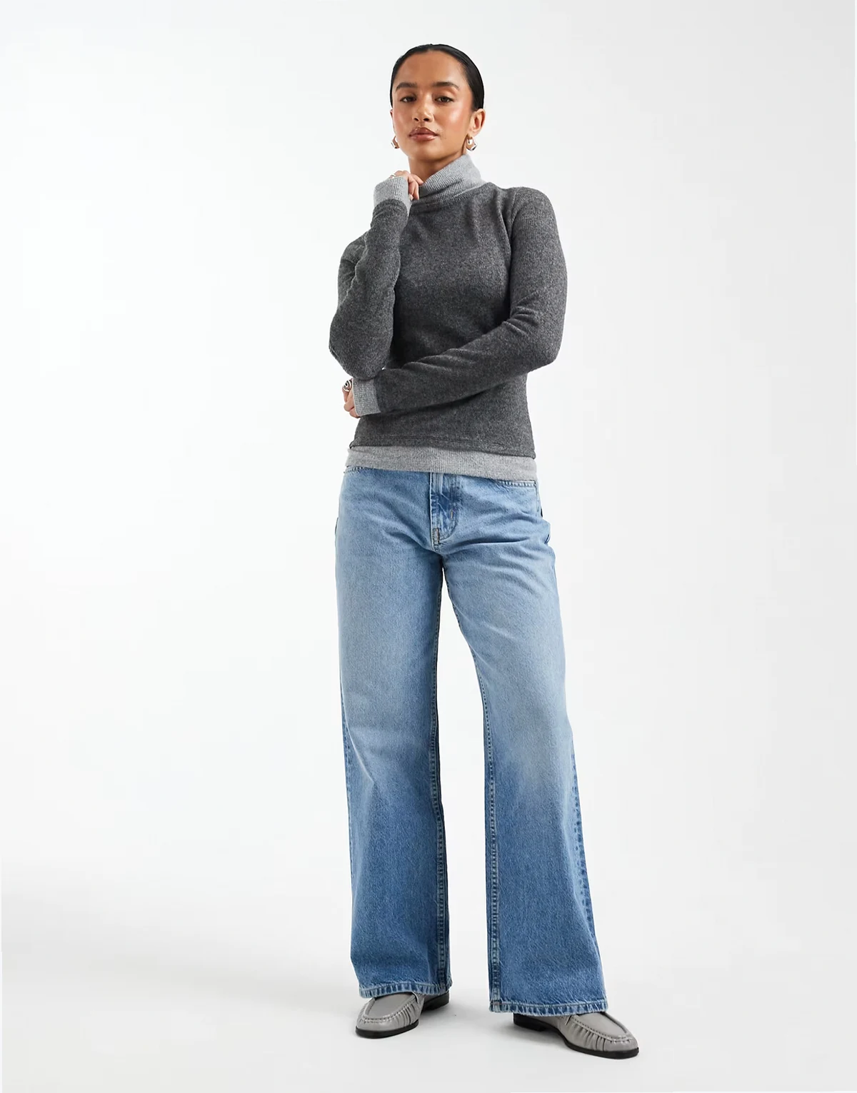 ASOS DESIGN Petite – Circular Design Collection – Dad-Jeans in mittlerer Authentic-Waschung mit weitem Bein