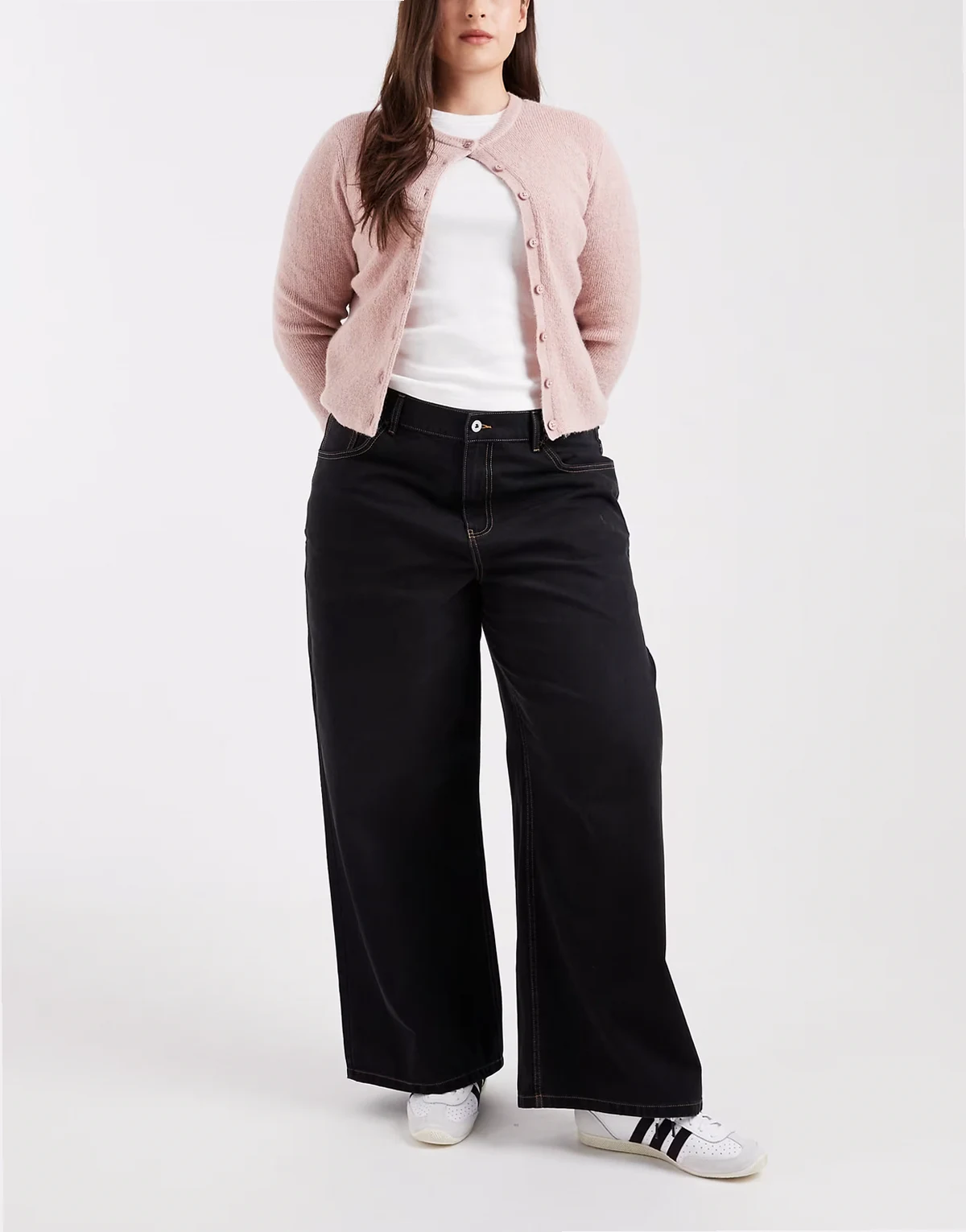 Plus – x003 – Jeans mit weitem Beinschnitt in Rauchschwarz