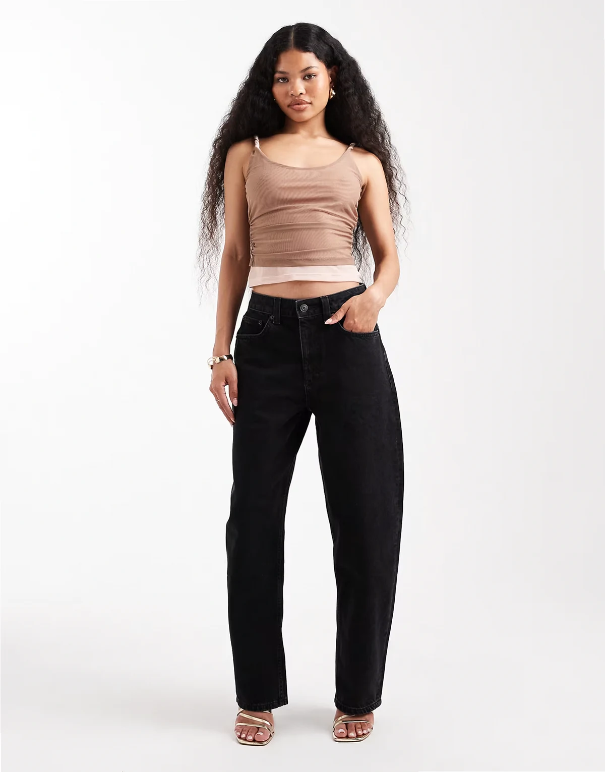 ASOS DESIGN Petite – Czarne dopasowane jeansy barrel
