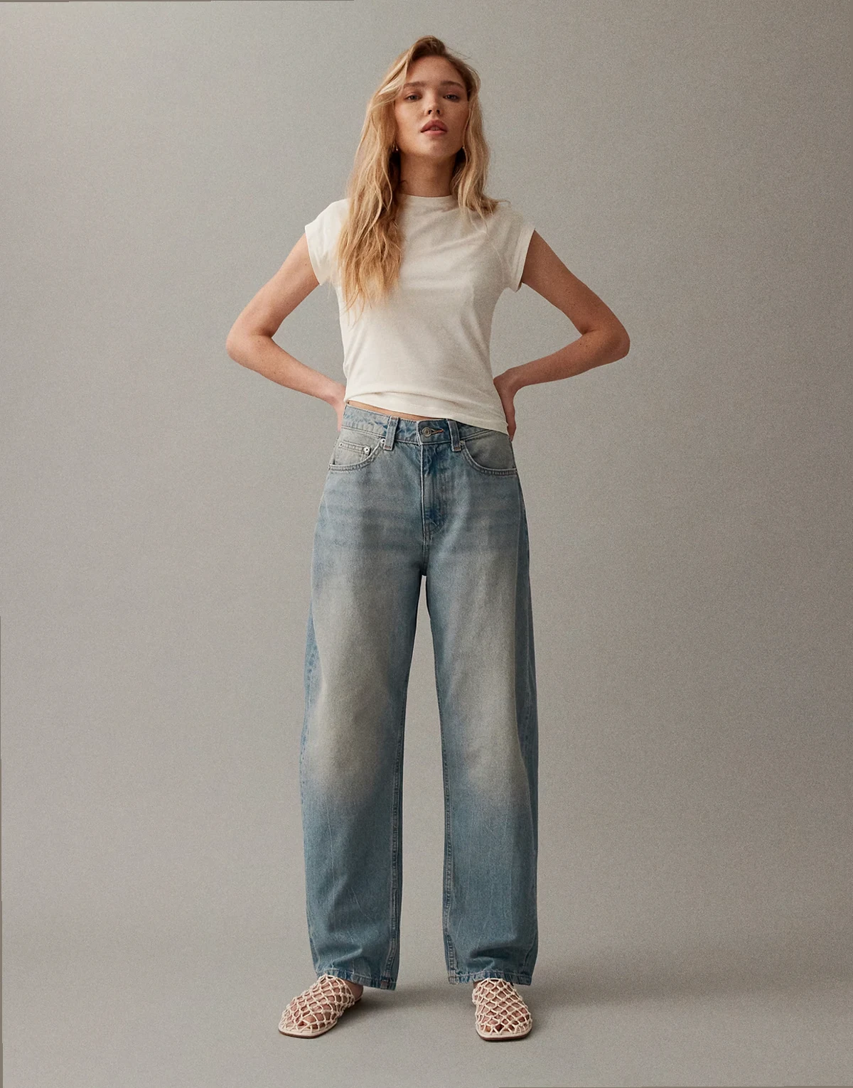 – Schmale Barrel Leg Jeans in Vintage-Waschung