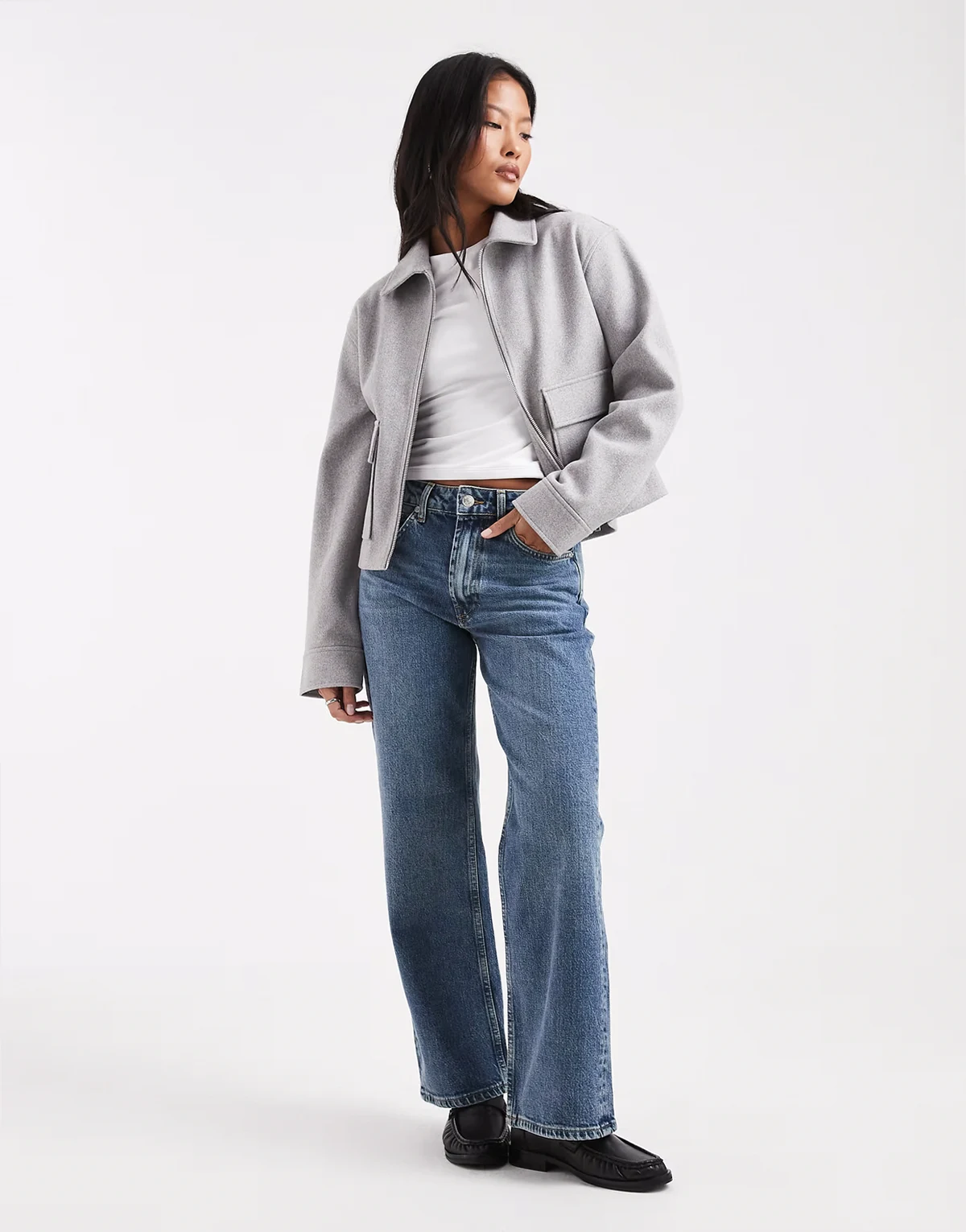 ASOS DESIGN Petite – Bequeme Jeans mit geradem Schnitt, Stretchanteil und Vintage-Waschung