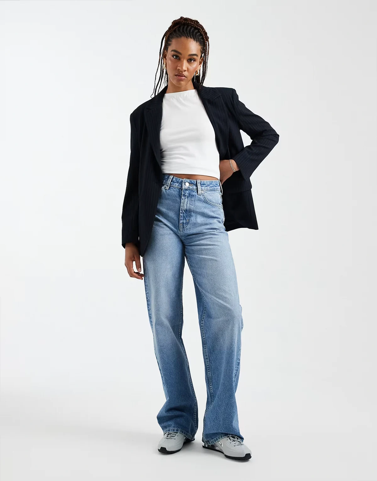 ASOS DESIGN Tall – Circular Design Collection – Dad-Jeans in mittlerer Authentic-Waschung mit weitem Bein