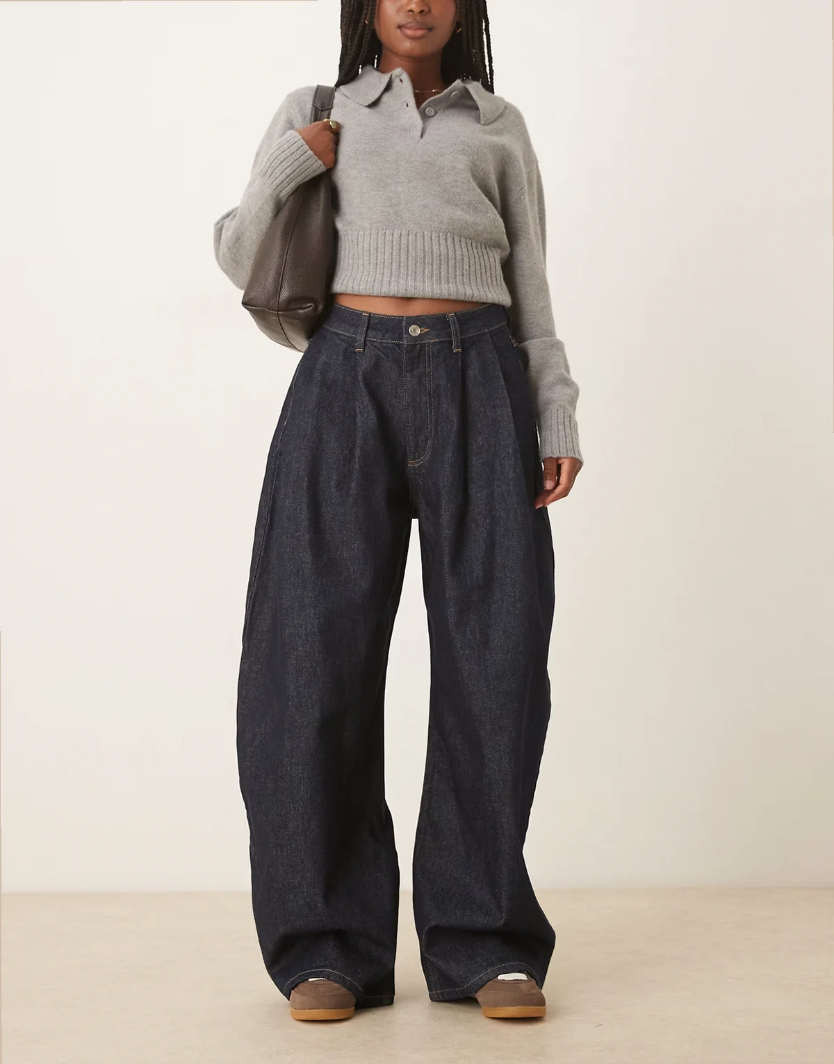 – Oversize-Horseshoe-Jeans in Rinse-Waschung