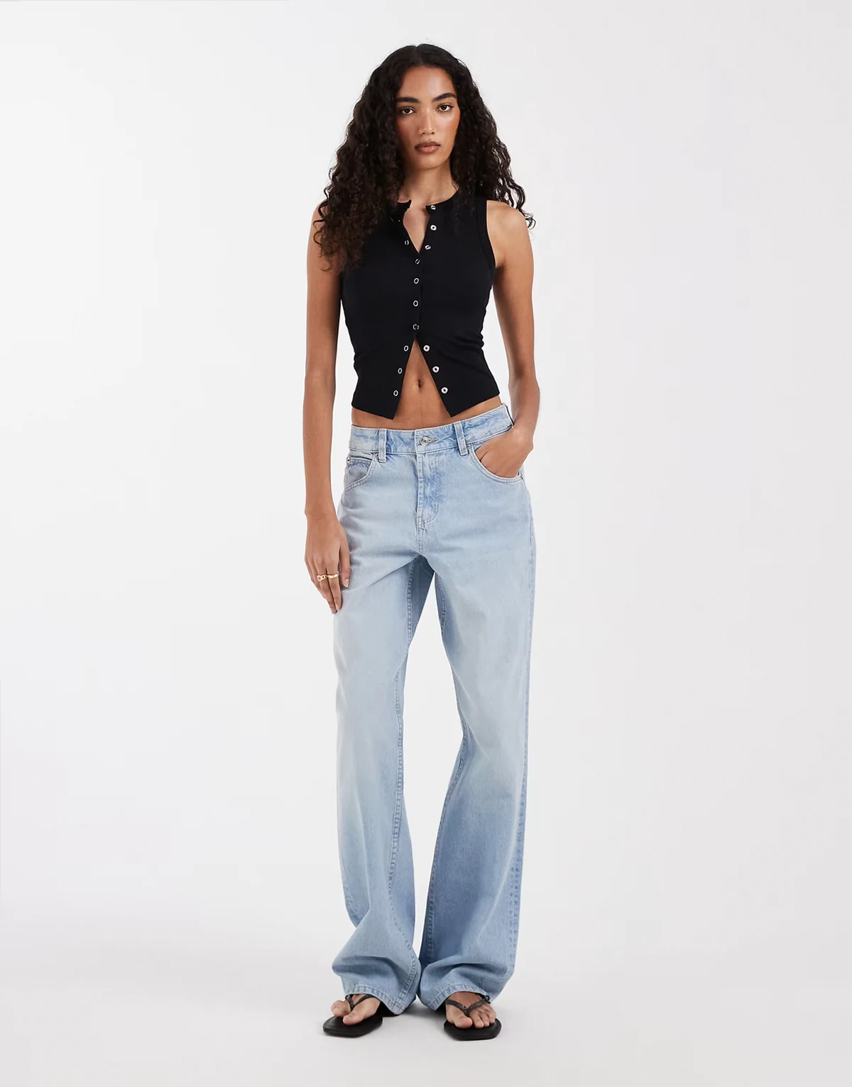 ASOS DESIGN Tall – Circular Design Collection – Weite Boyfriend-Jeans in heller, mittlerer Waschung mit Oversize-Schnitt