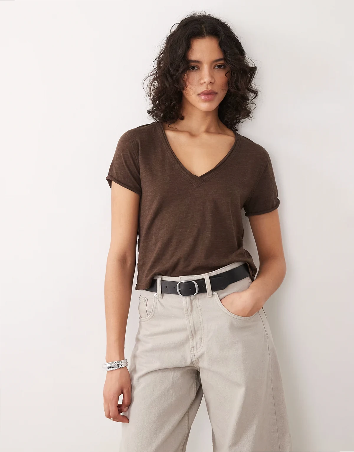 take 2 short sleeve v-neck tee in double espresso brown