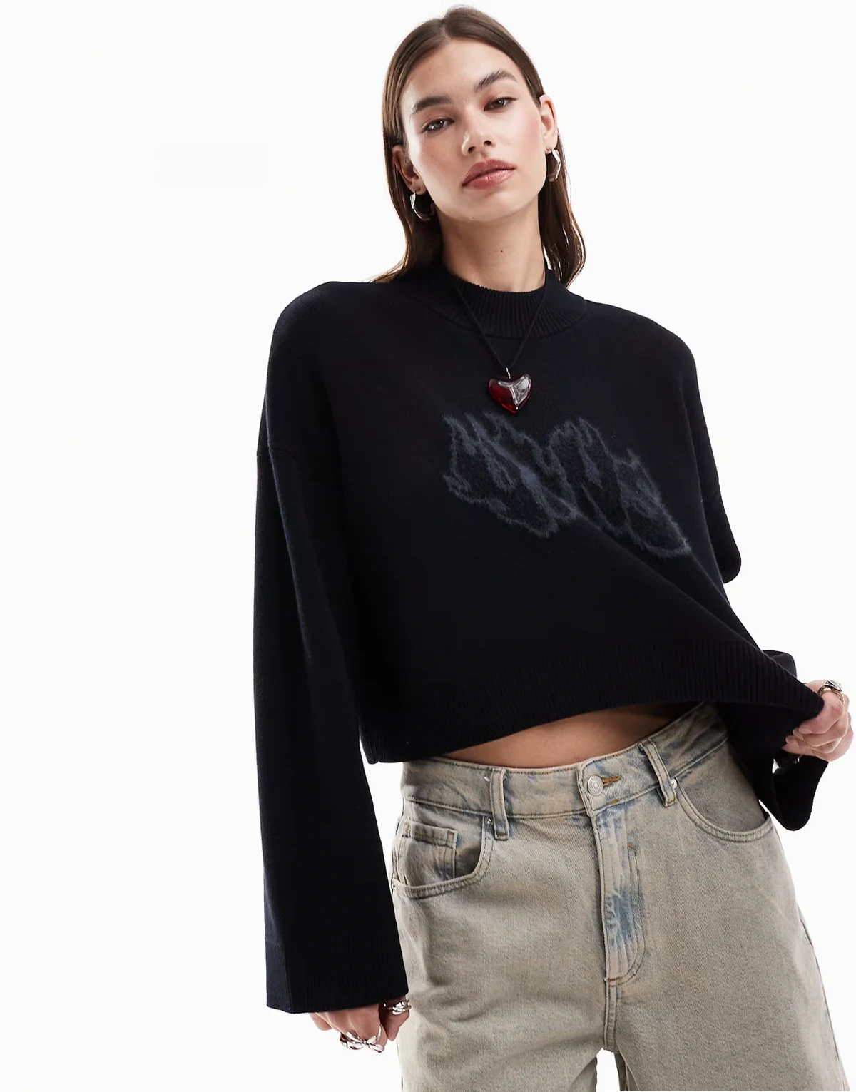 – Cammile – Czarna bluza z grafiką