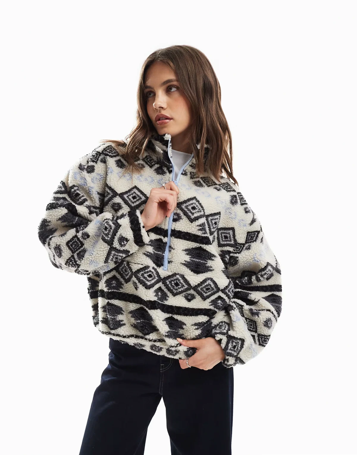 – Oberteil aus Teddy-Fleece in Beige mit Aztekenmuster