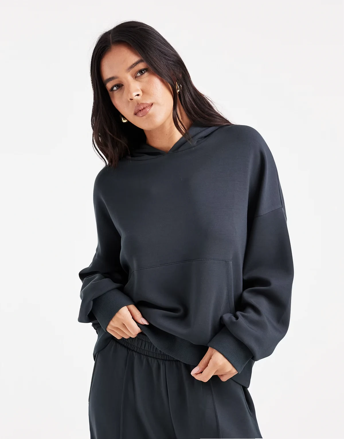 – Kapuzenpullover aus weichem Cupro in Anthrazit