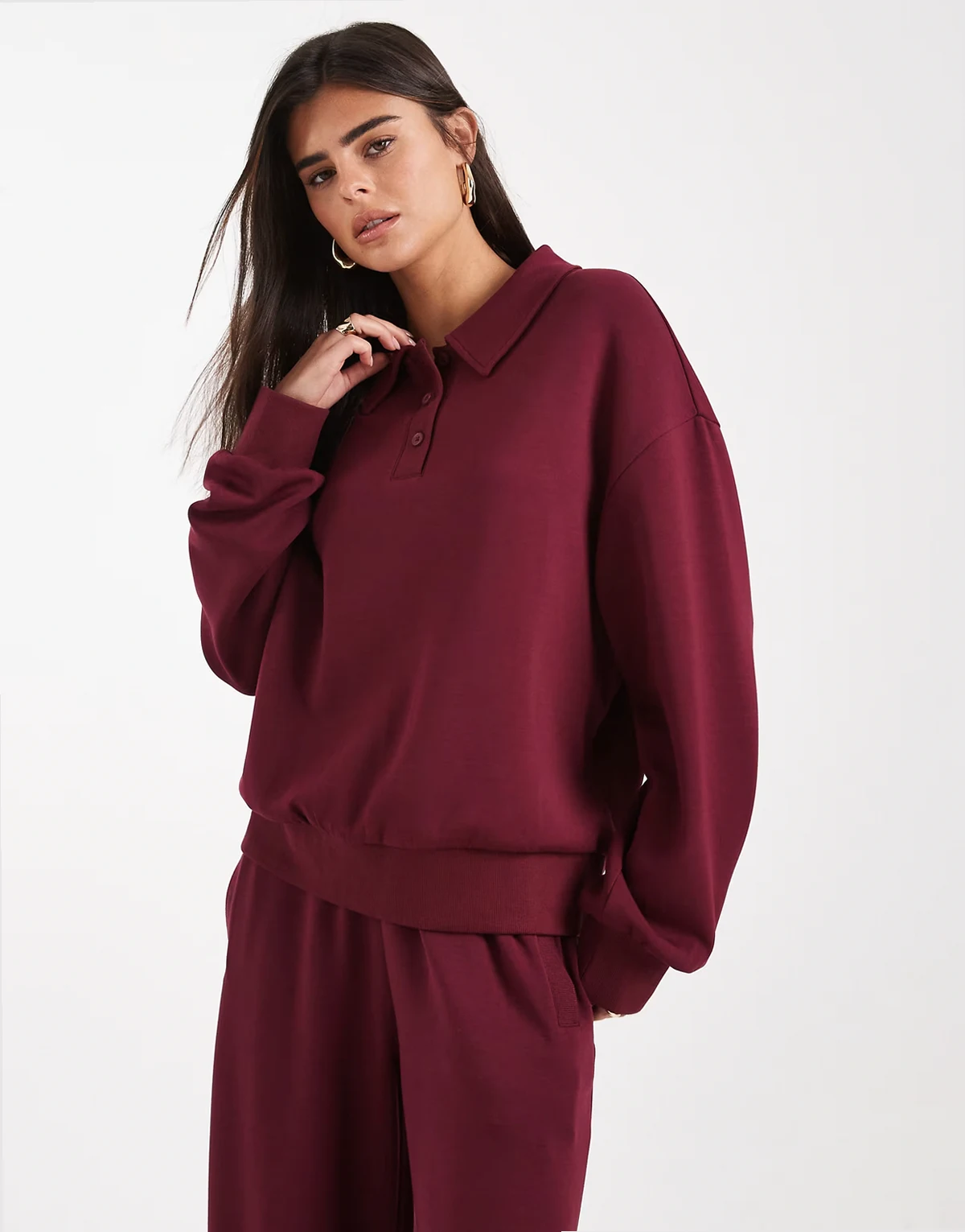 soft touch cupro henley sweatshirt in burgundy