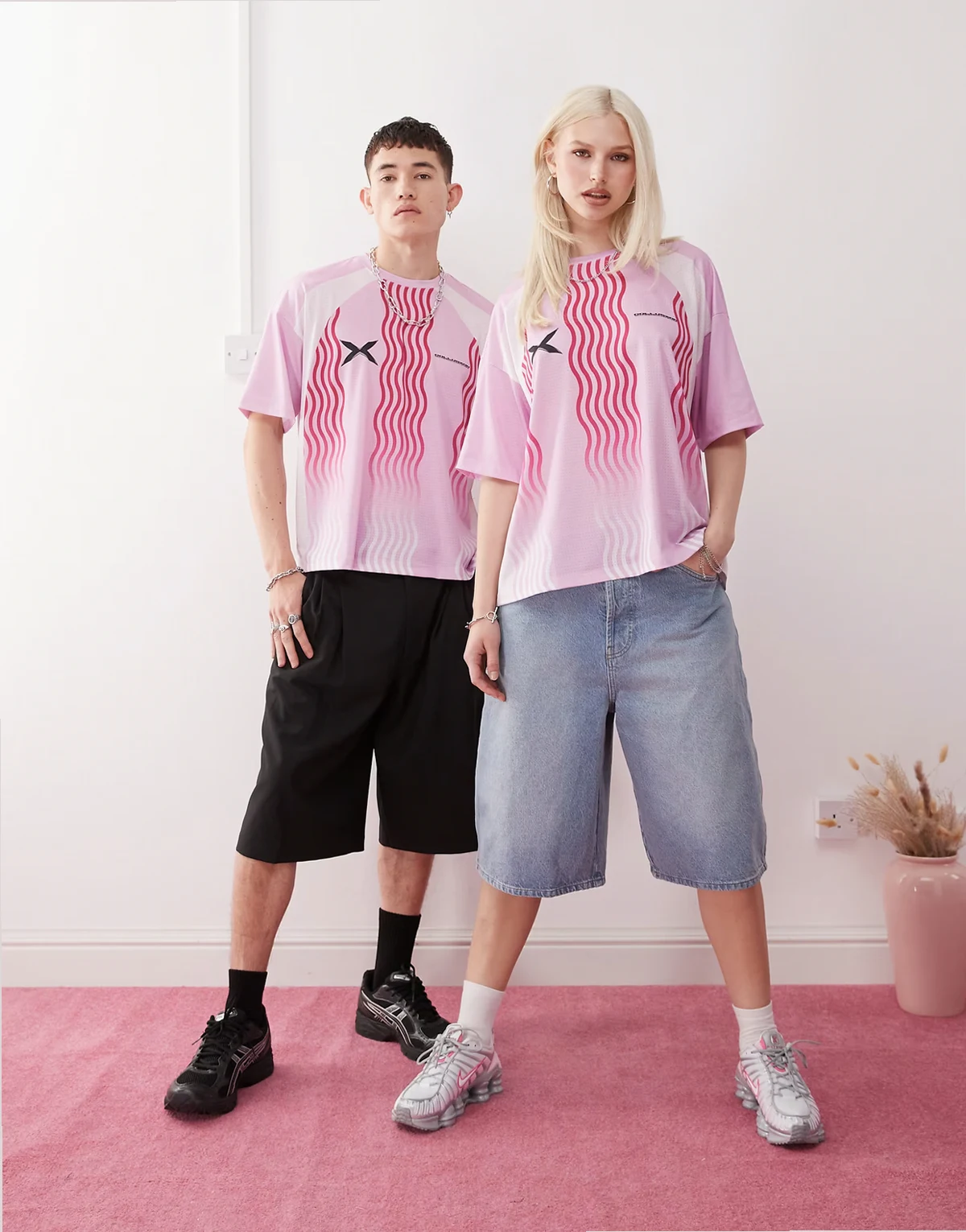 Unisex soccer top in pink