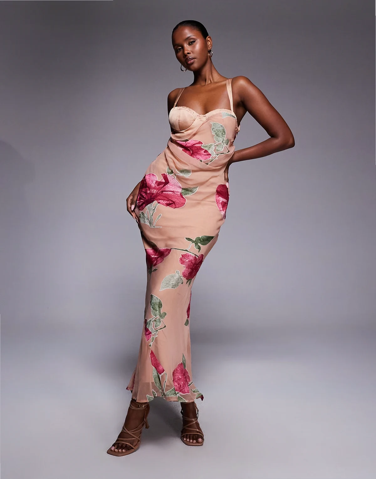 – Maxikleid mit übergroßem Ausbrenner-Blumenmuster und Korsett-Design