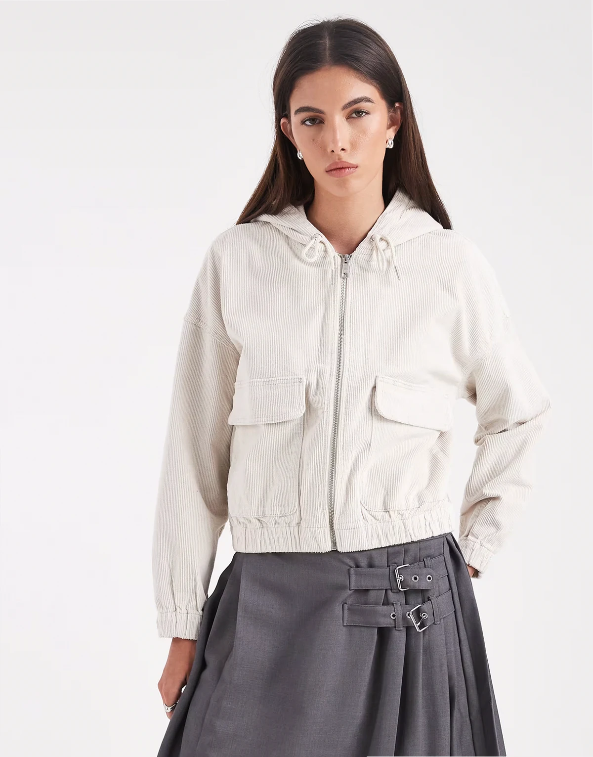 – Kapuzenjacke aus Cord in Steinbeige mit Reißverschluss