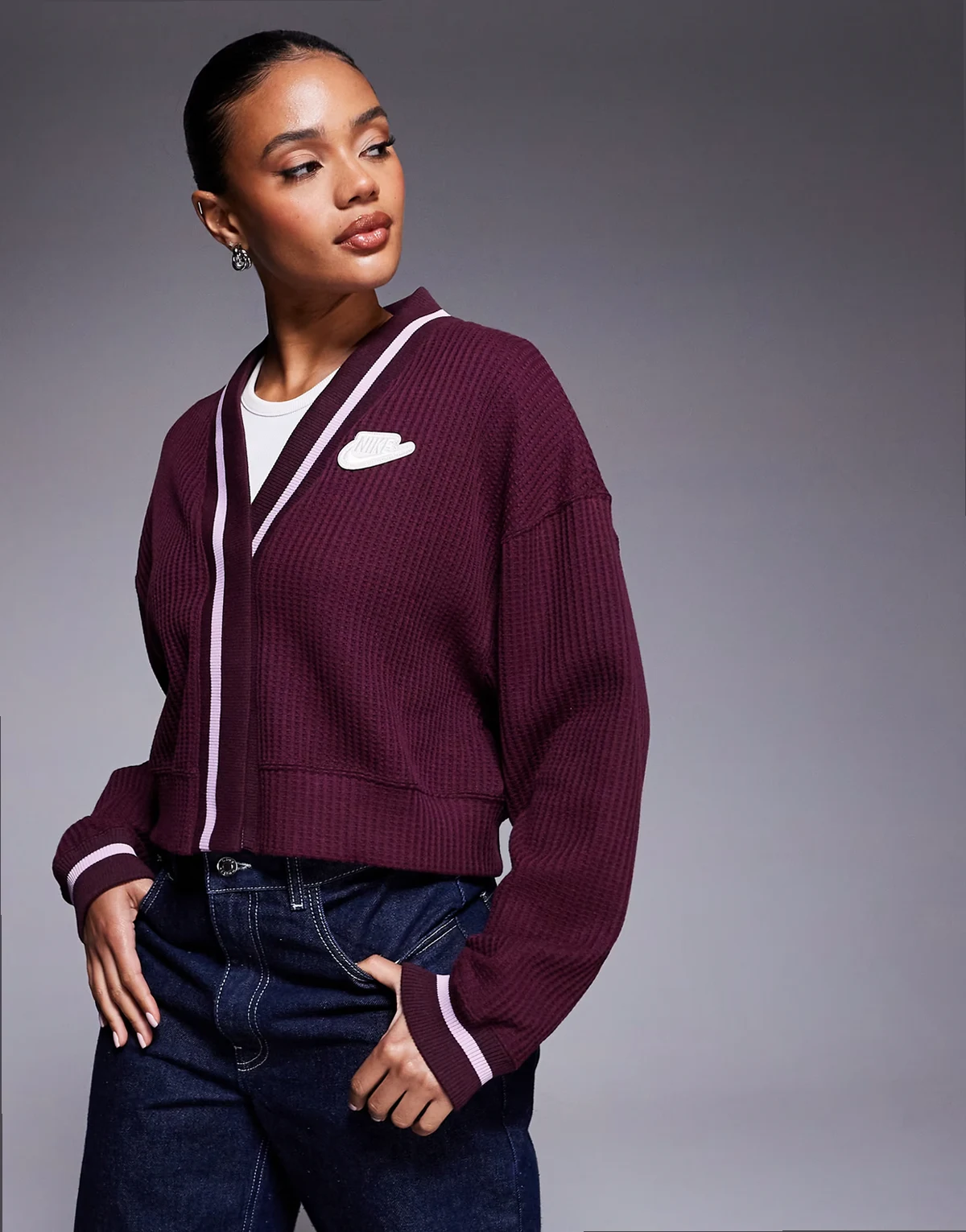 Phoenix NSW preppy cardigan in burgundy