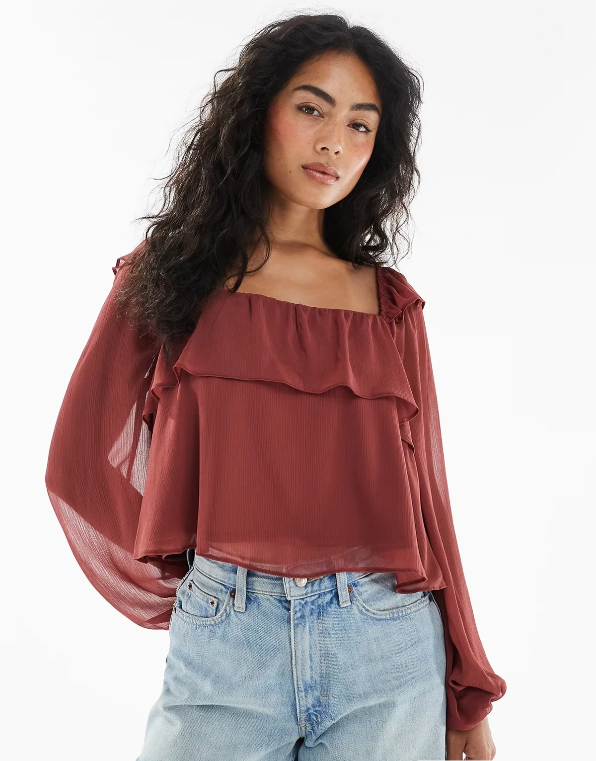 – Czekoladowa szyfonowa bluzka w stylu milkmaid